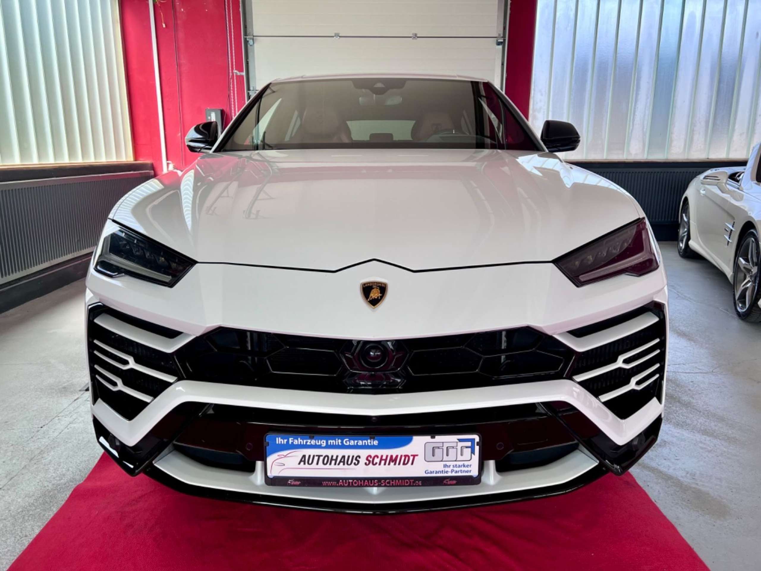 Lamborghini - Urus