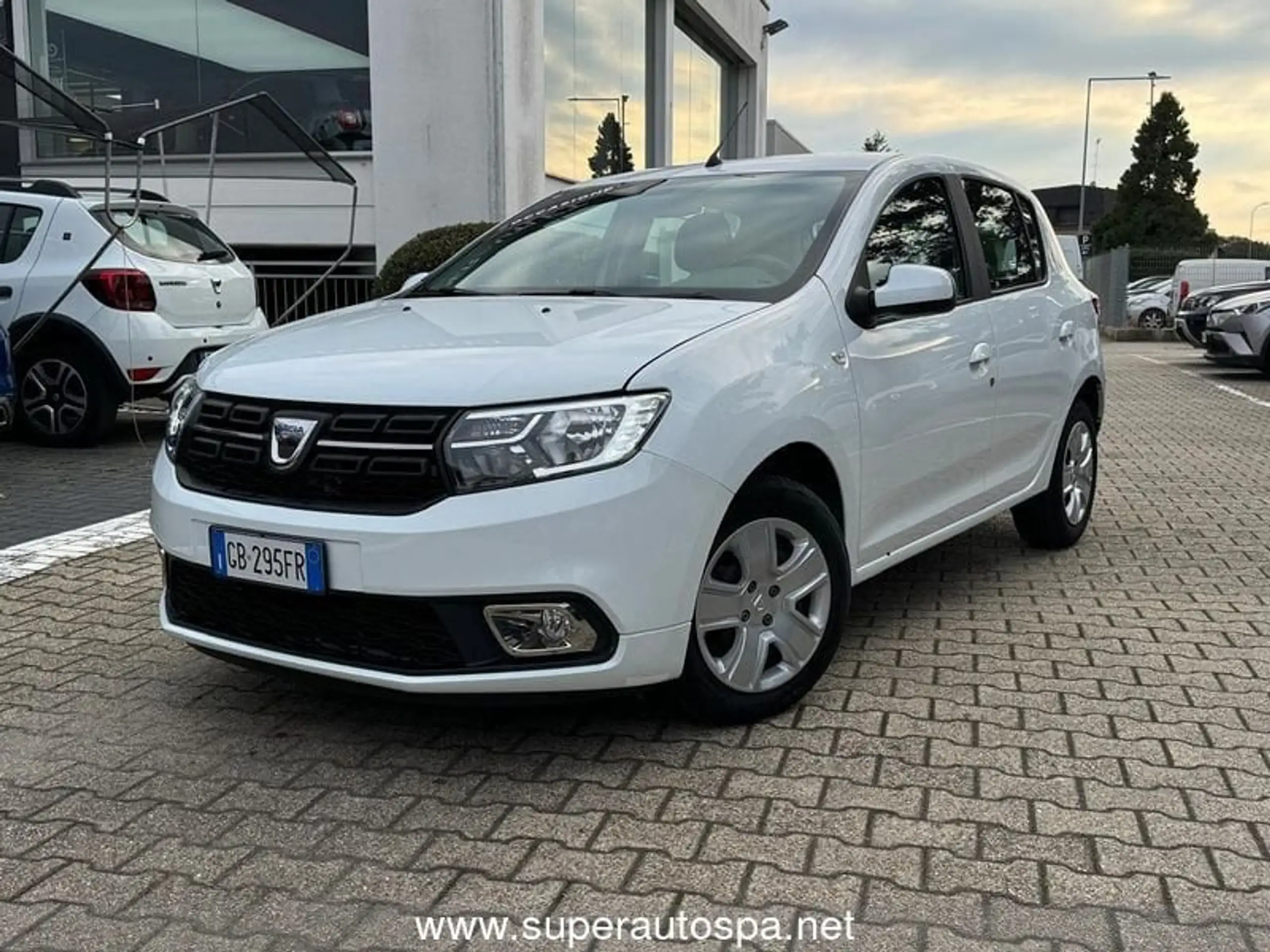 Dacia - Sandero