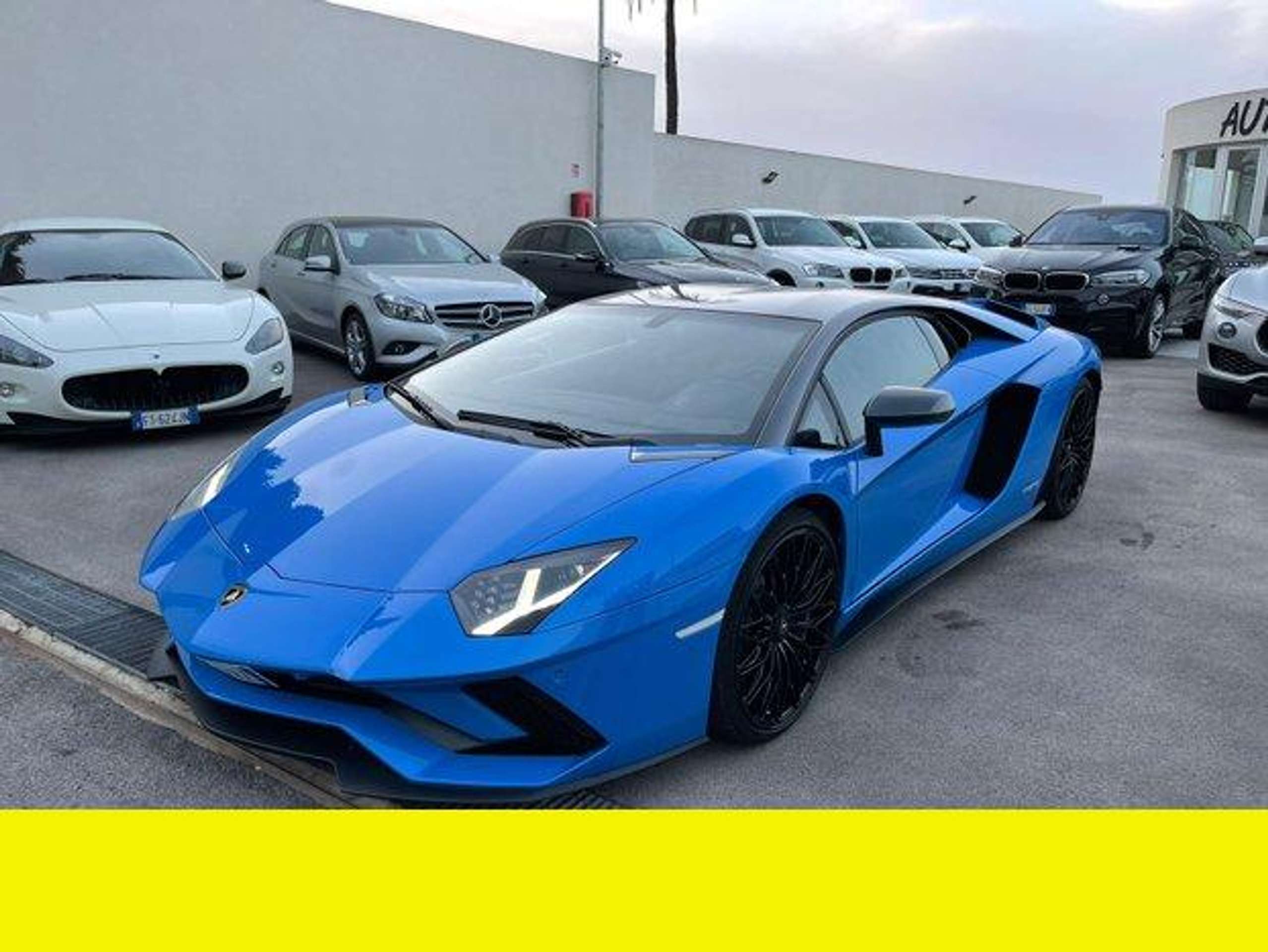 Lamborghini - Aventador