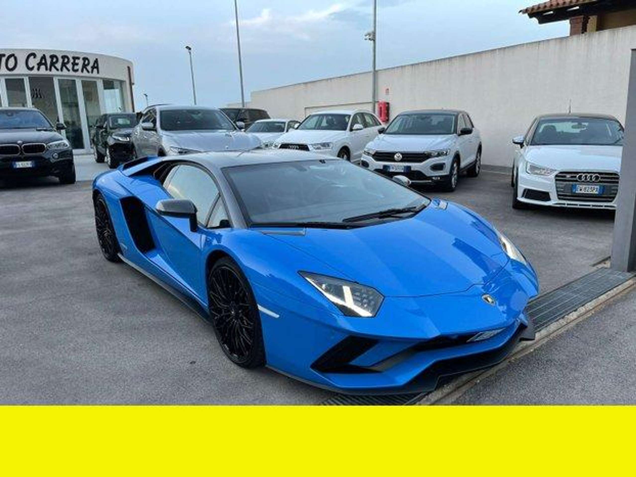 Lamborghini - Aventador