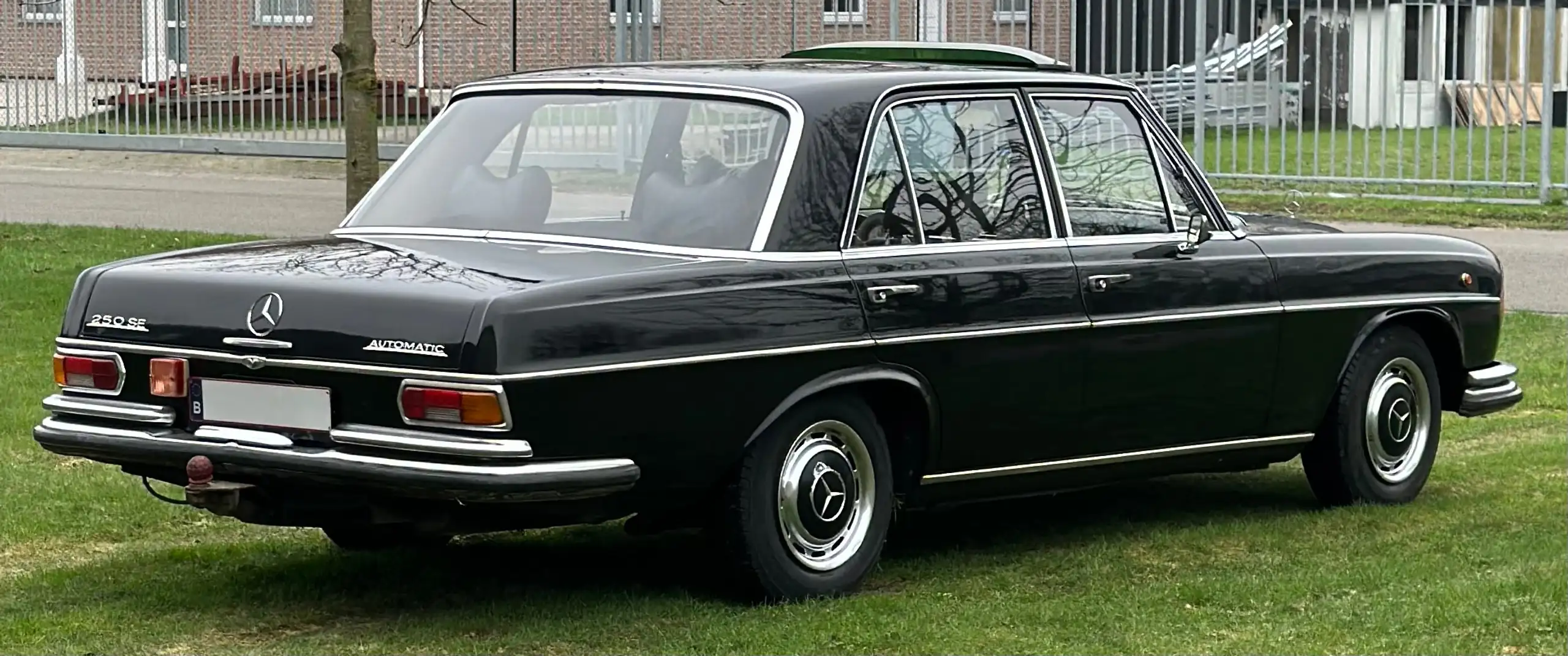 Mercedes-Benz - S 250