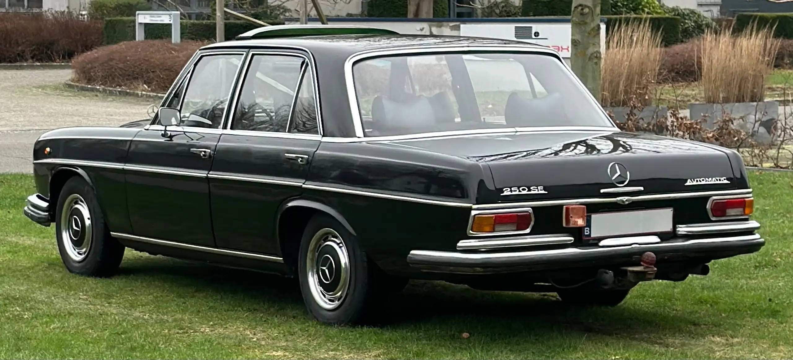 Mercedes-Benz - S 250