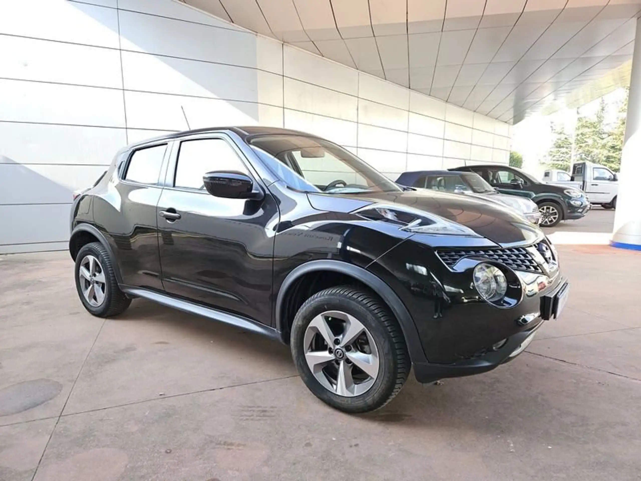 Nissan - Juke