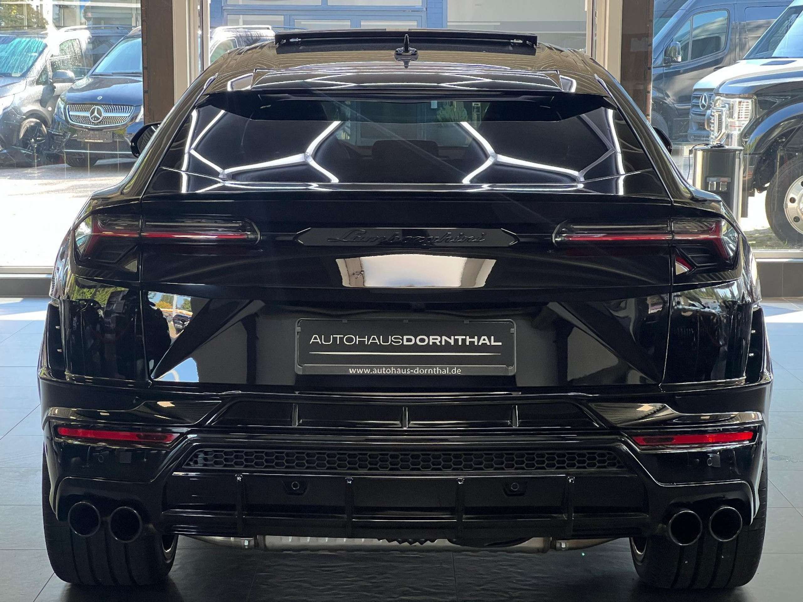 Lamborghini - Urus