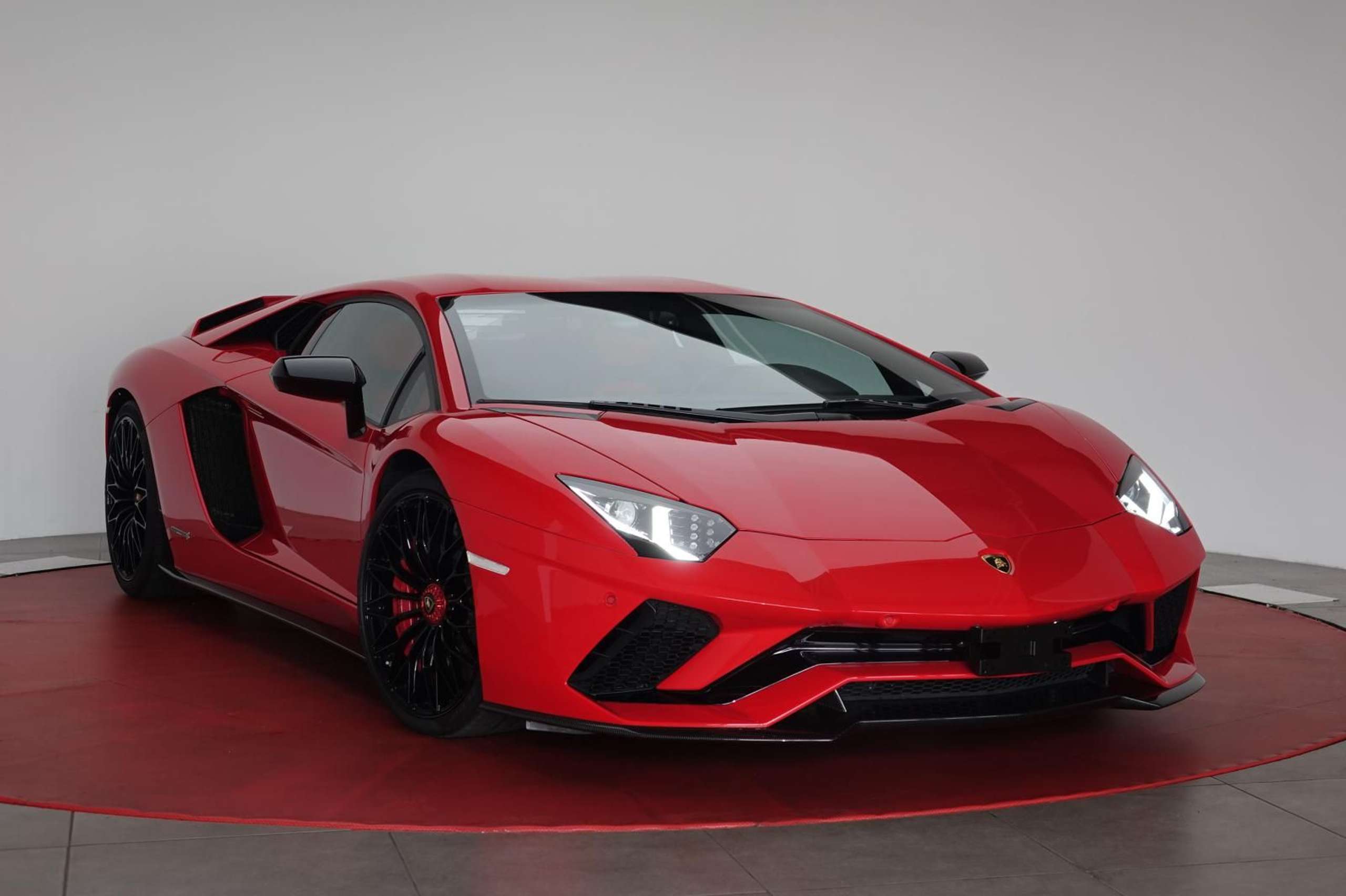 Lamborghini - Aventador