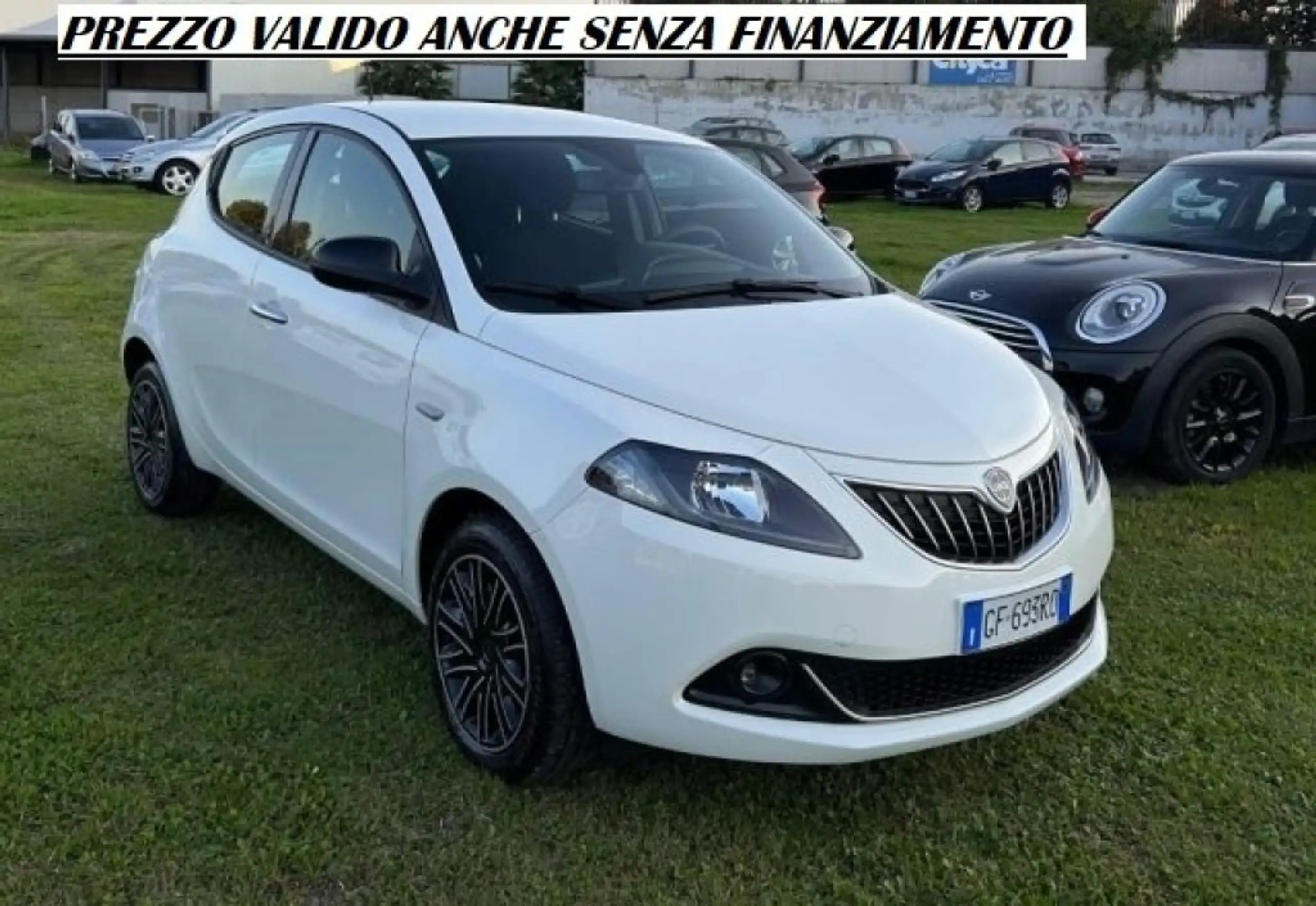 Lancia - Ypsilon