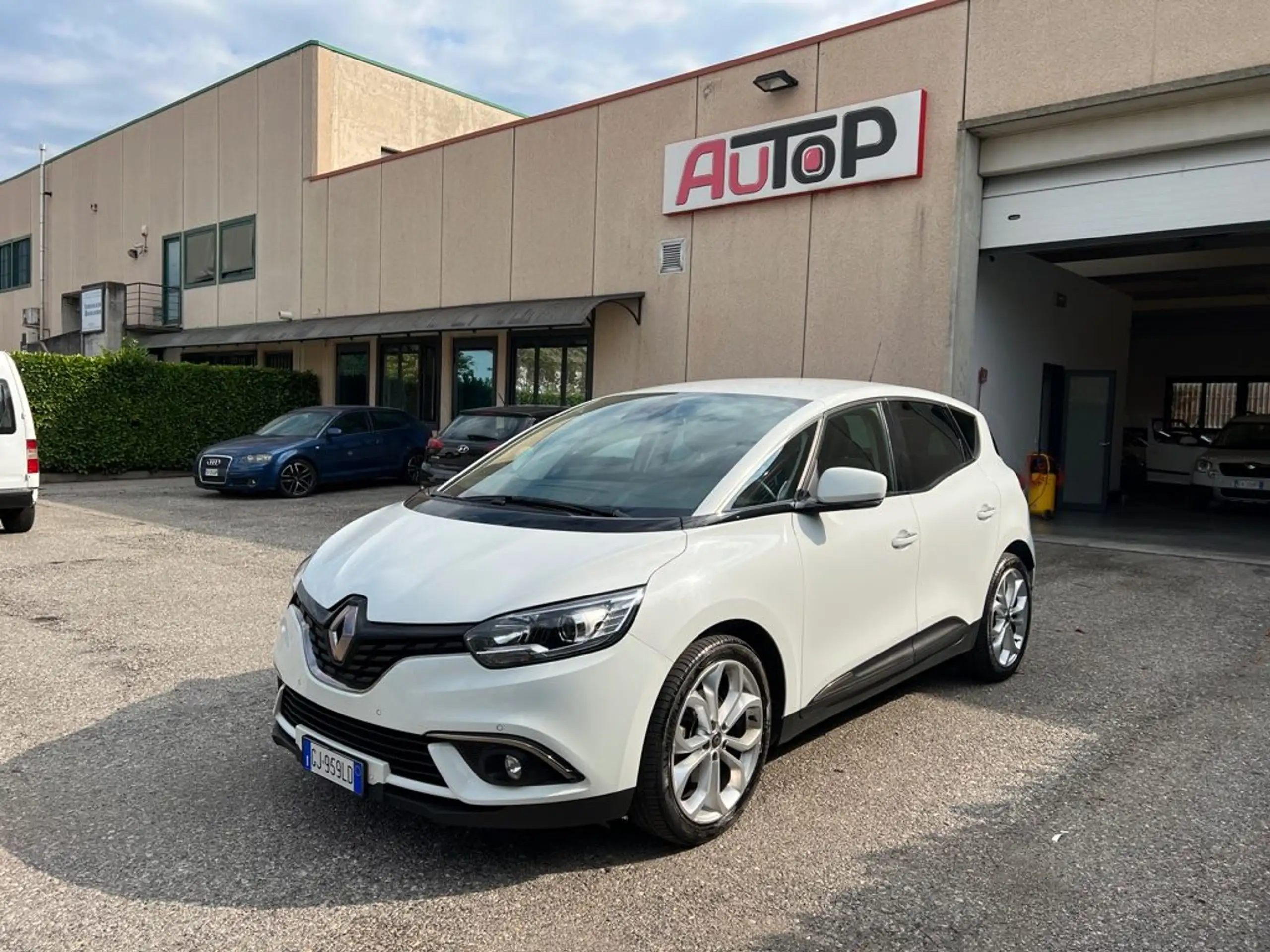 Renault - Scenic