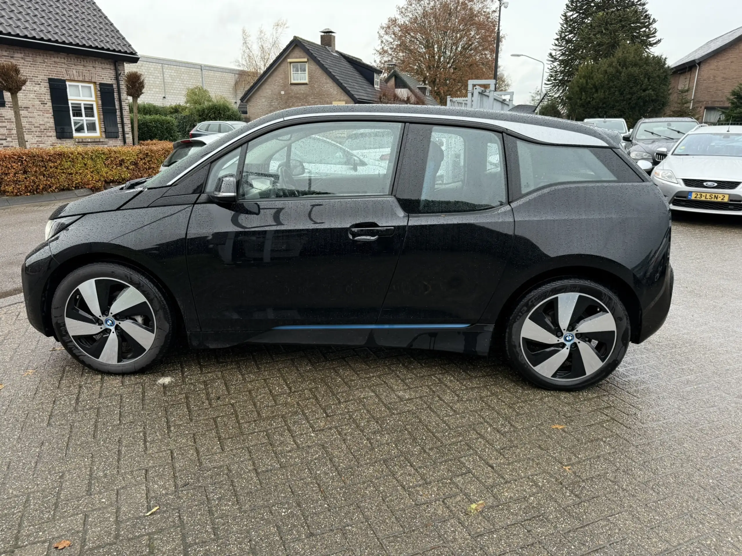 BMW - i3