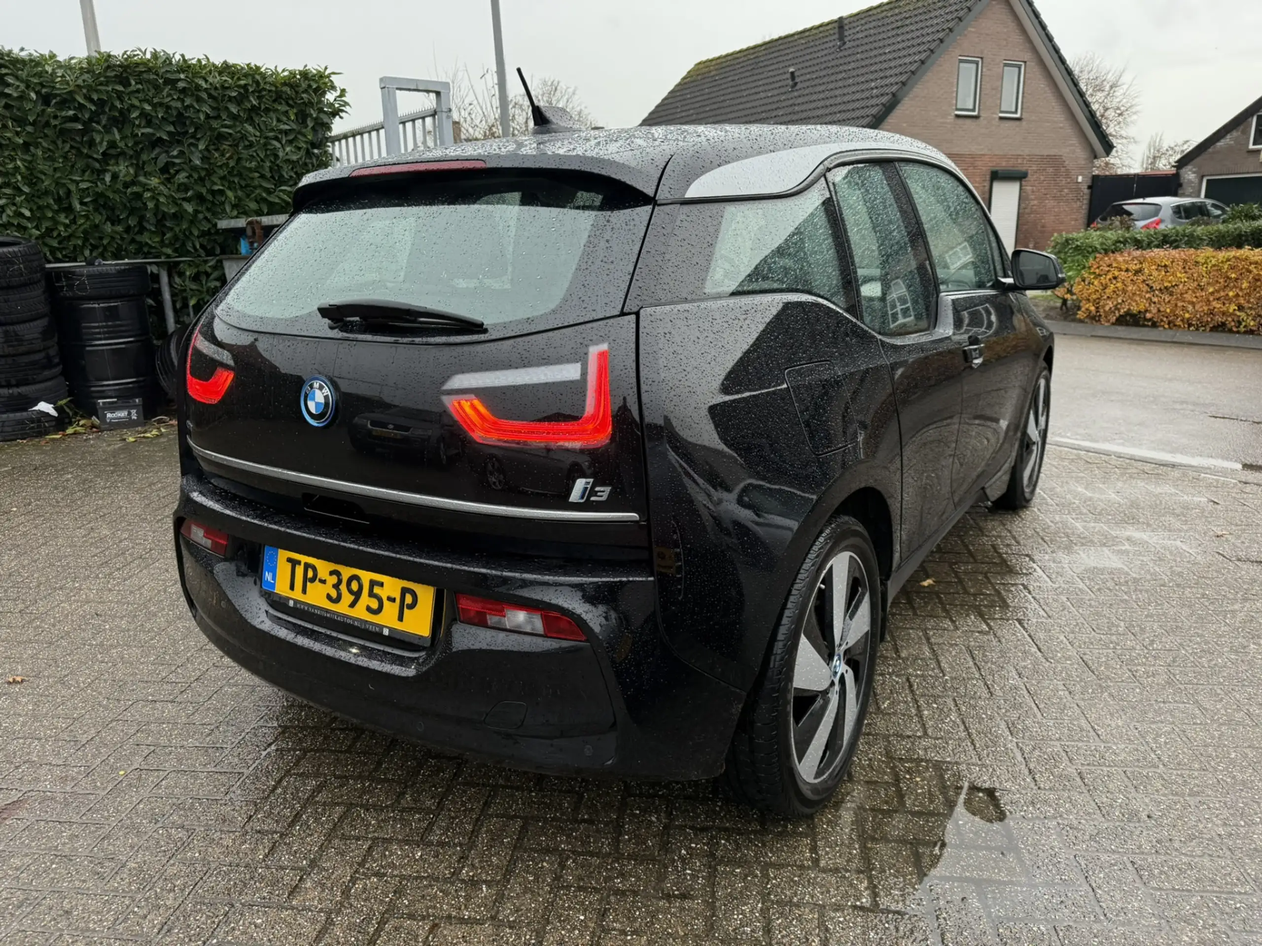 BMW - i3