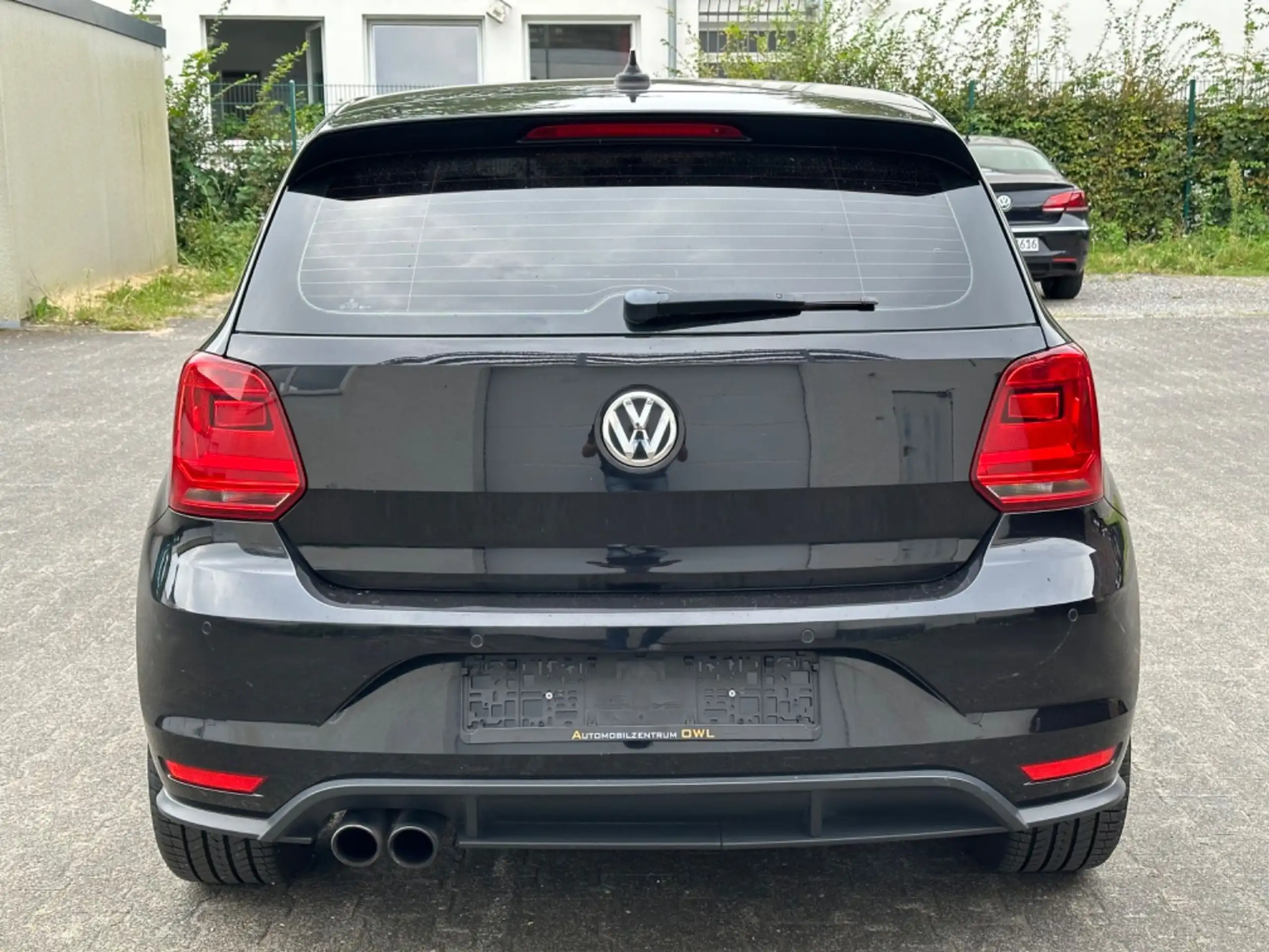 Volkswagen - Polo