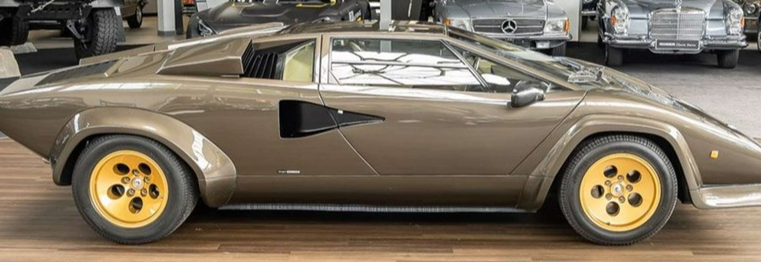 Lamborghini - Countach