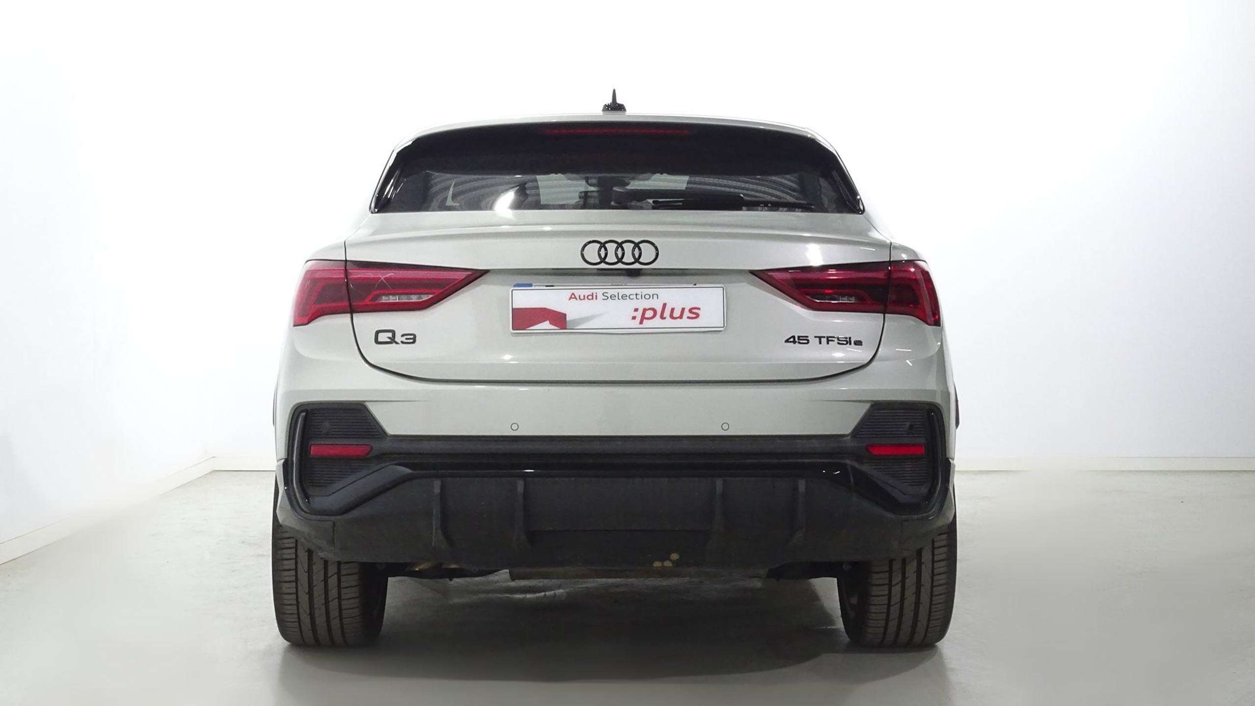 Audi - Q3