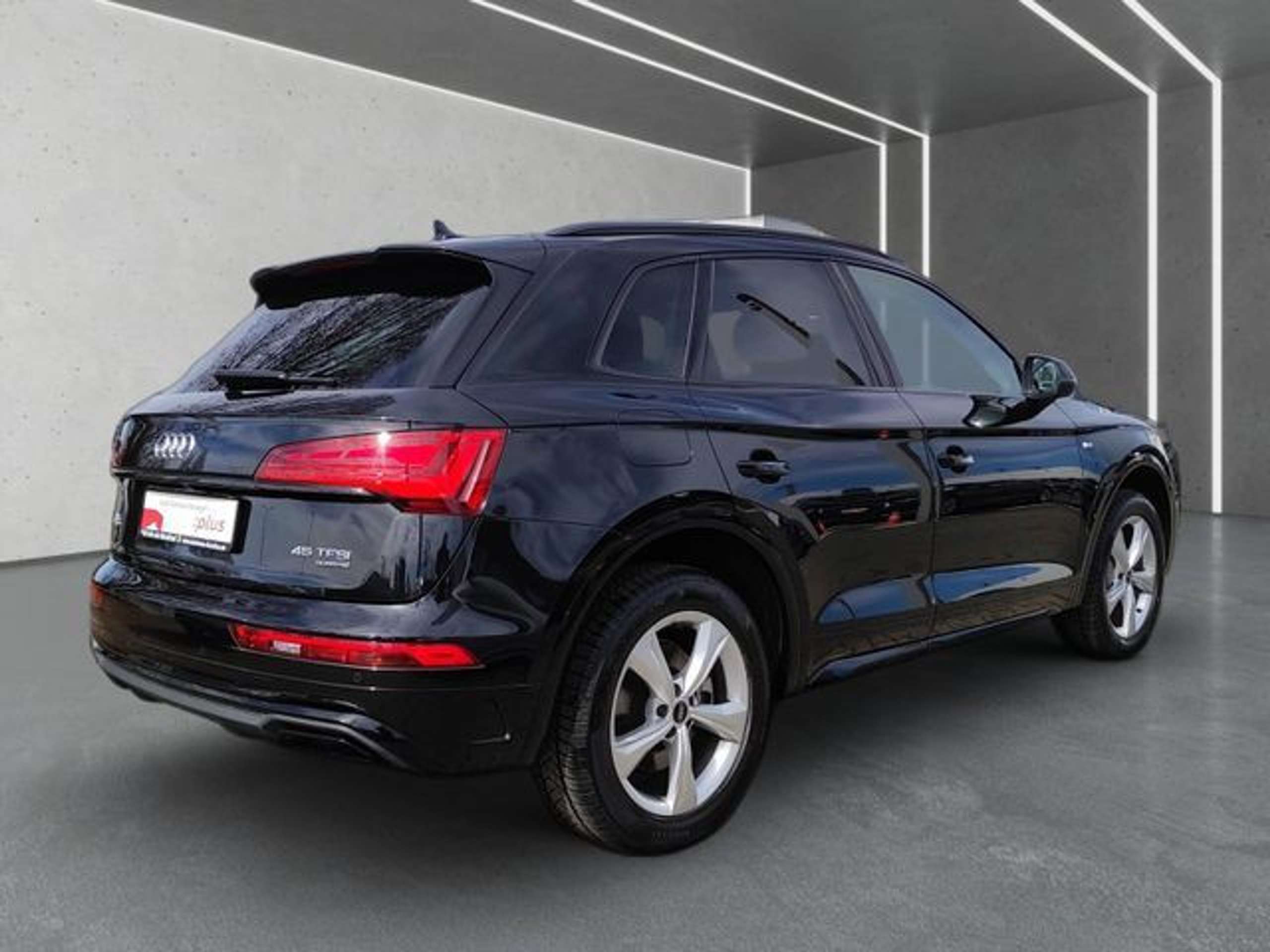 Audi - Q5