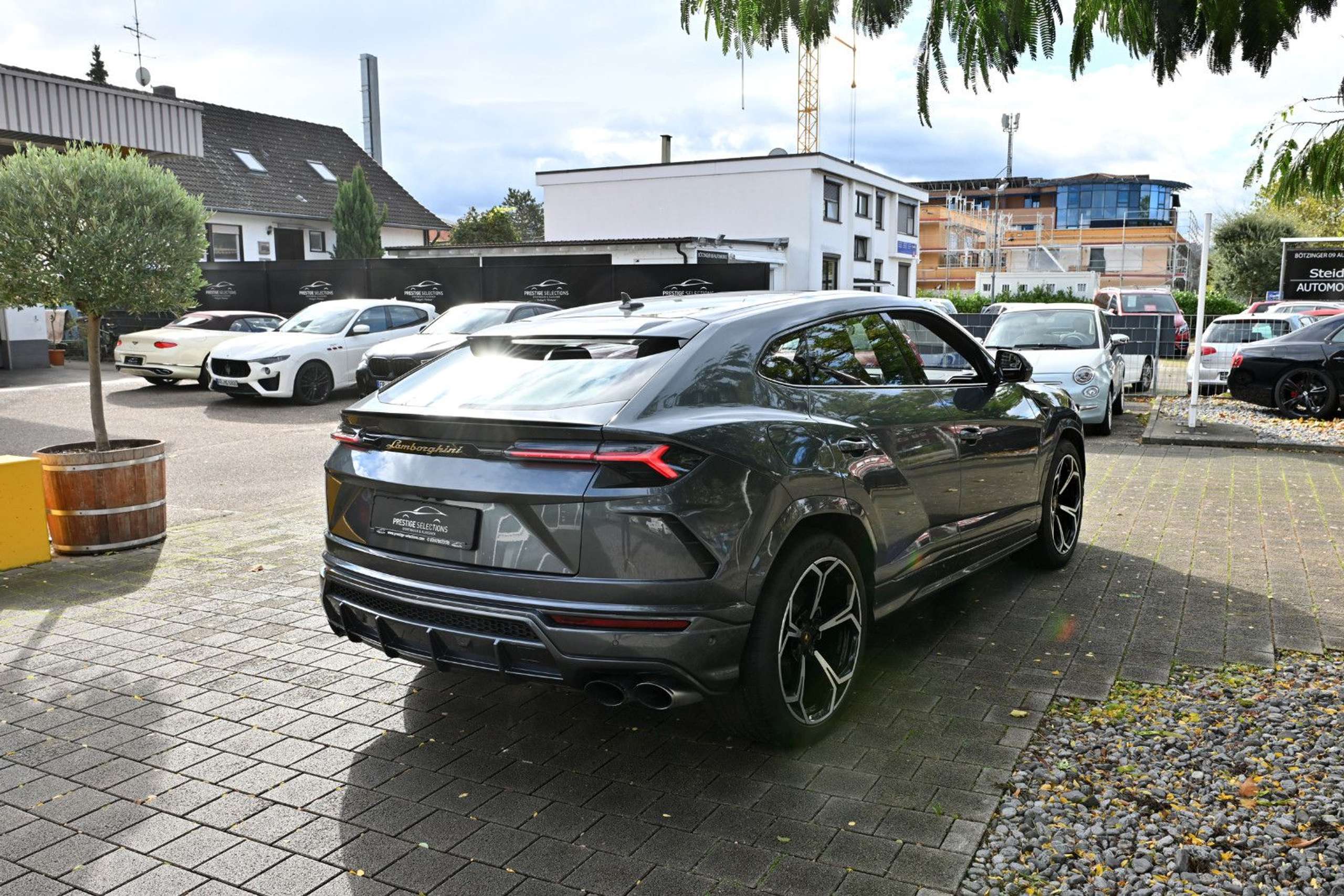 Lamborghini - Urus