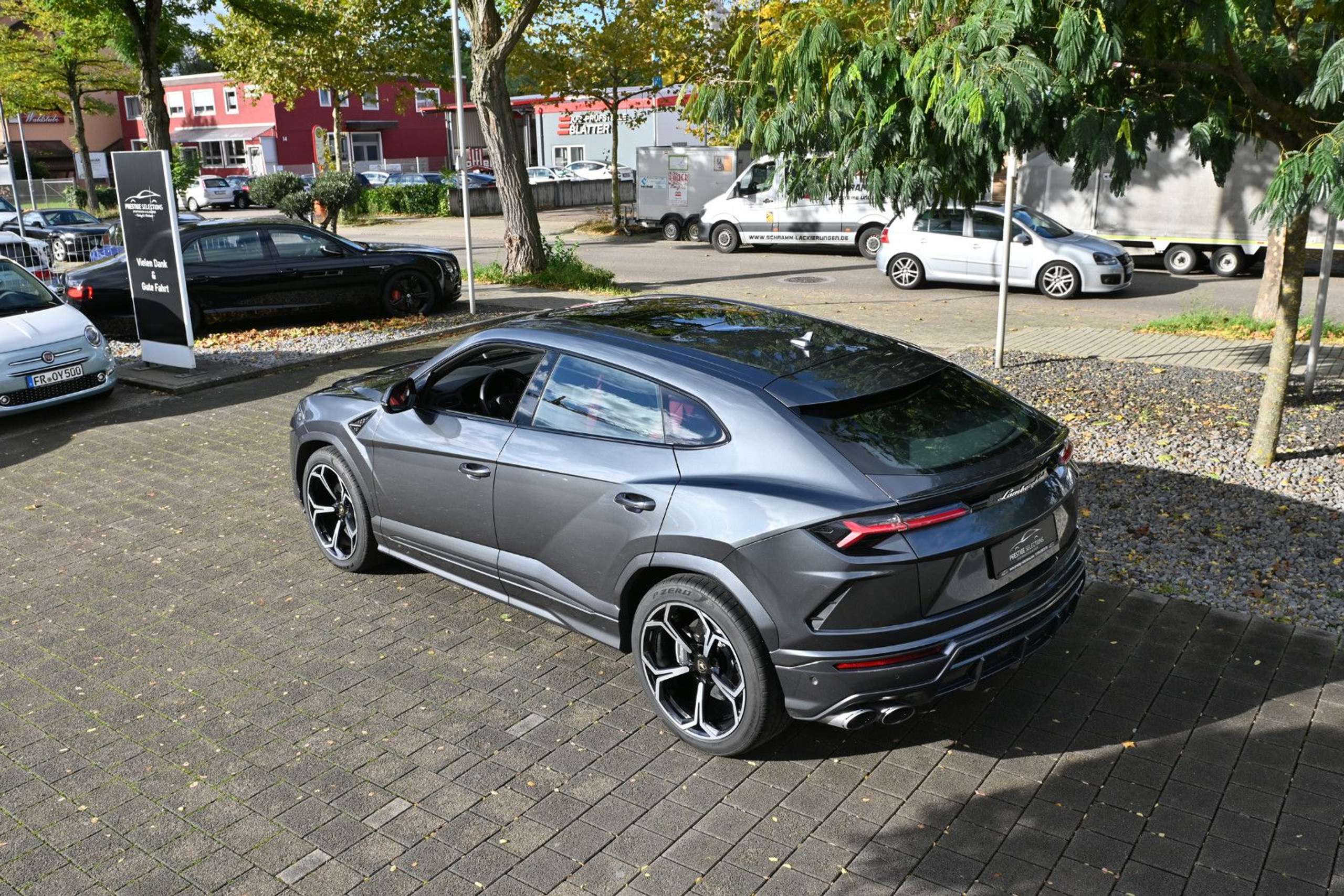 Lamborghini - Urus