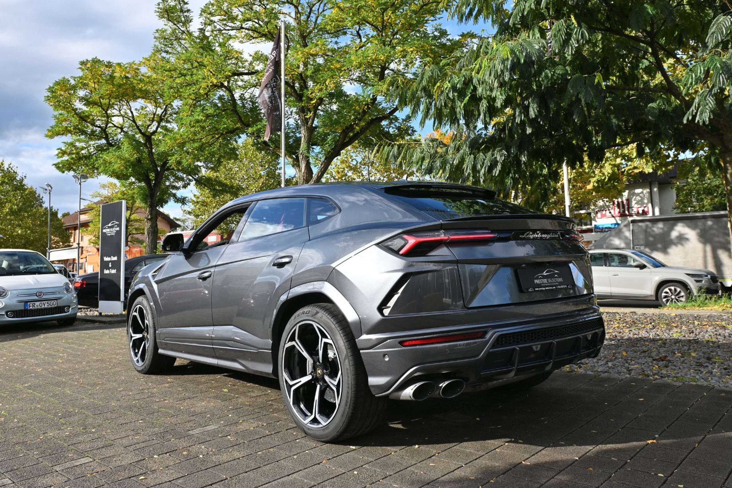 Lamborghini - Urus