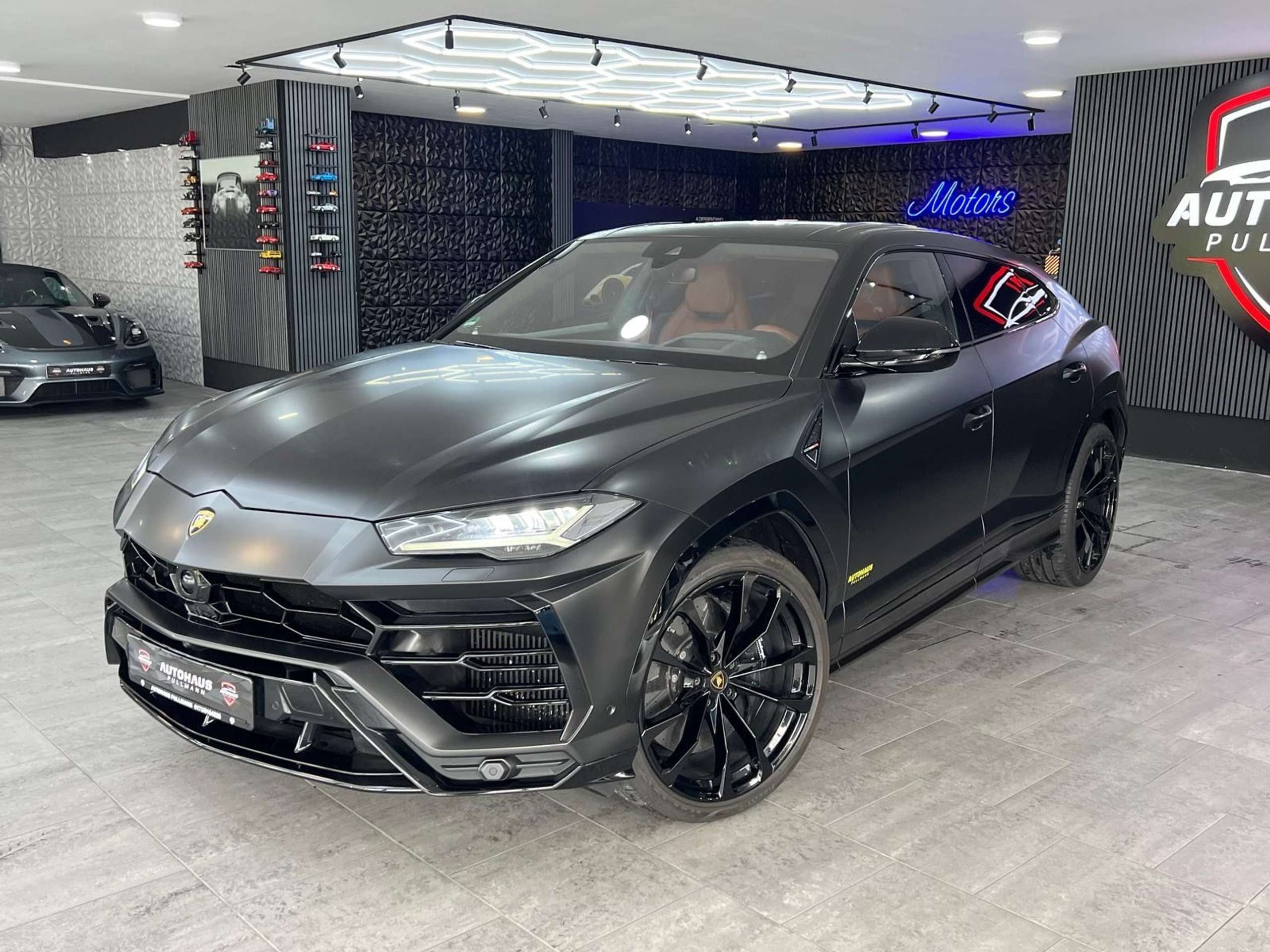 Lamborghini - Urus