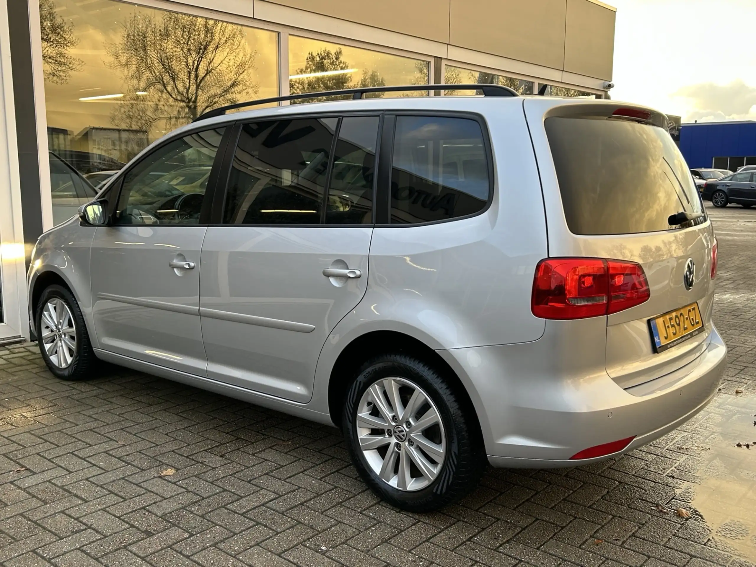 Volkswagen - Touran