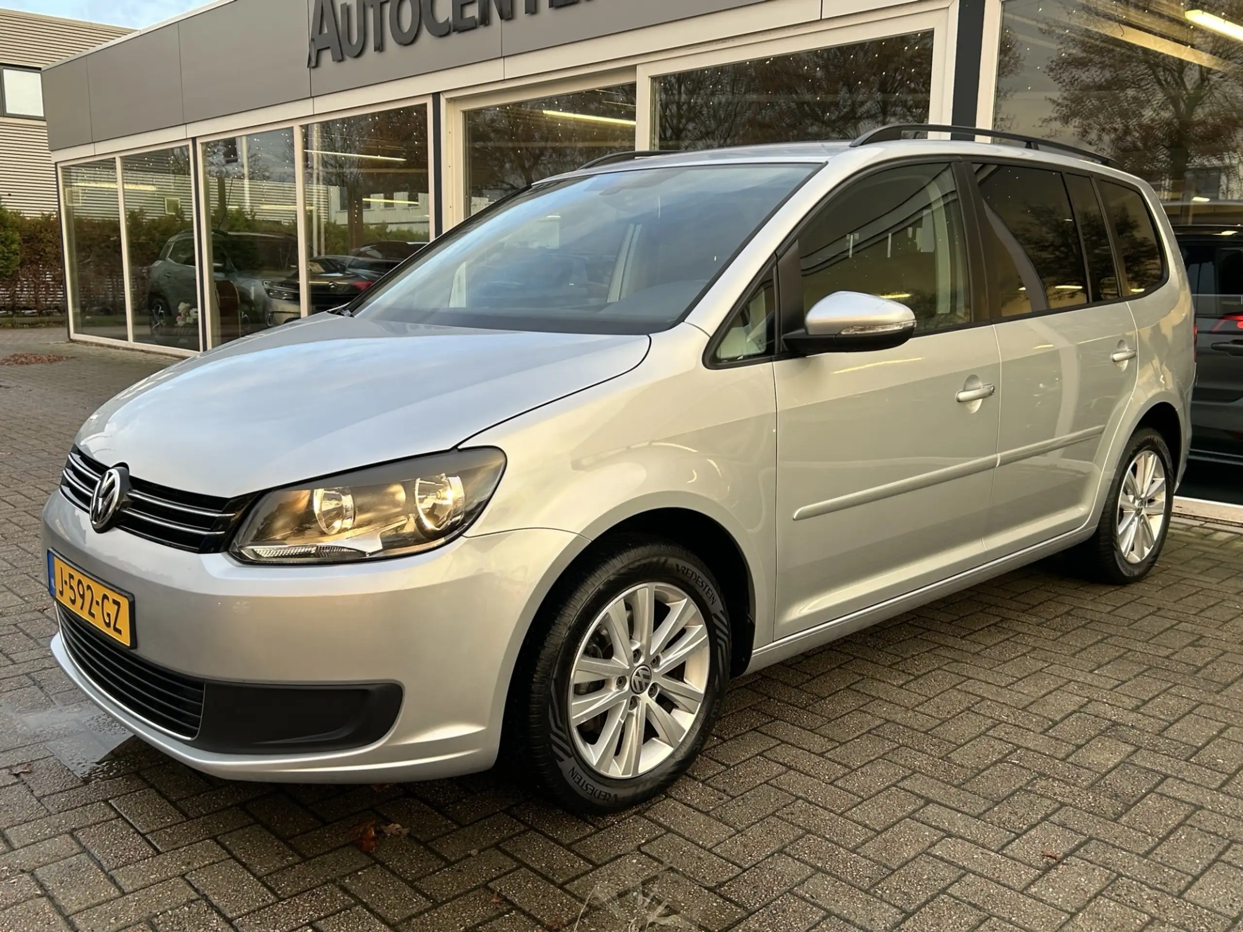 Volkswagen - Touran