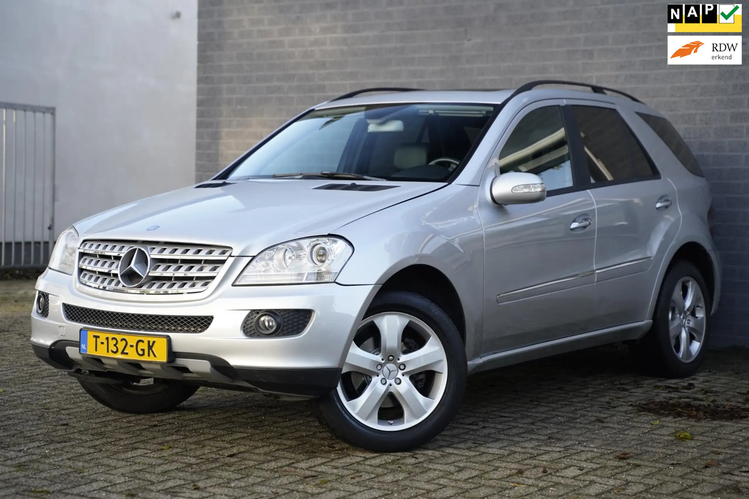 Mercedes-Benz - ML 350