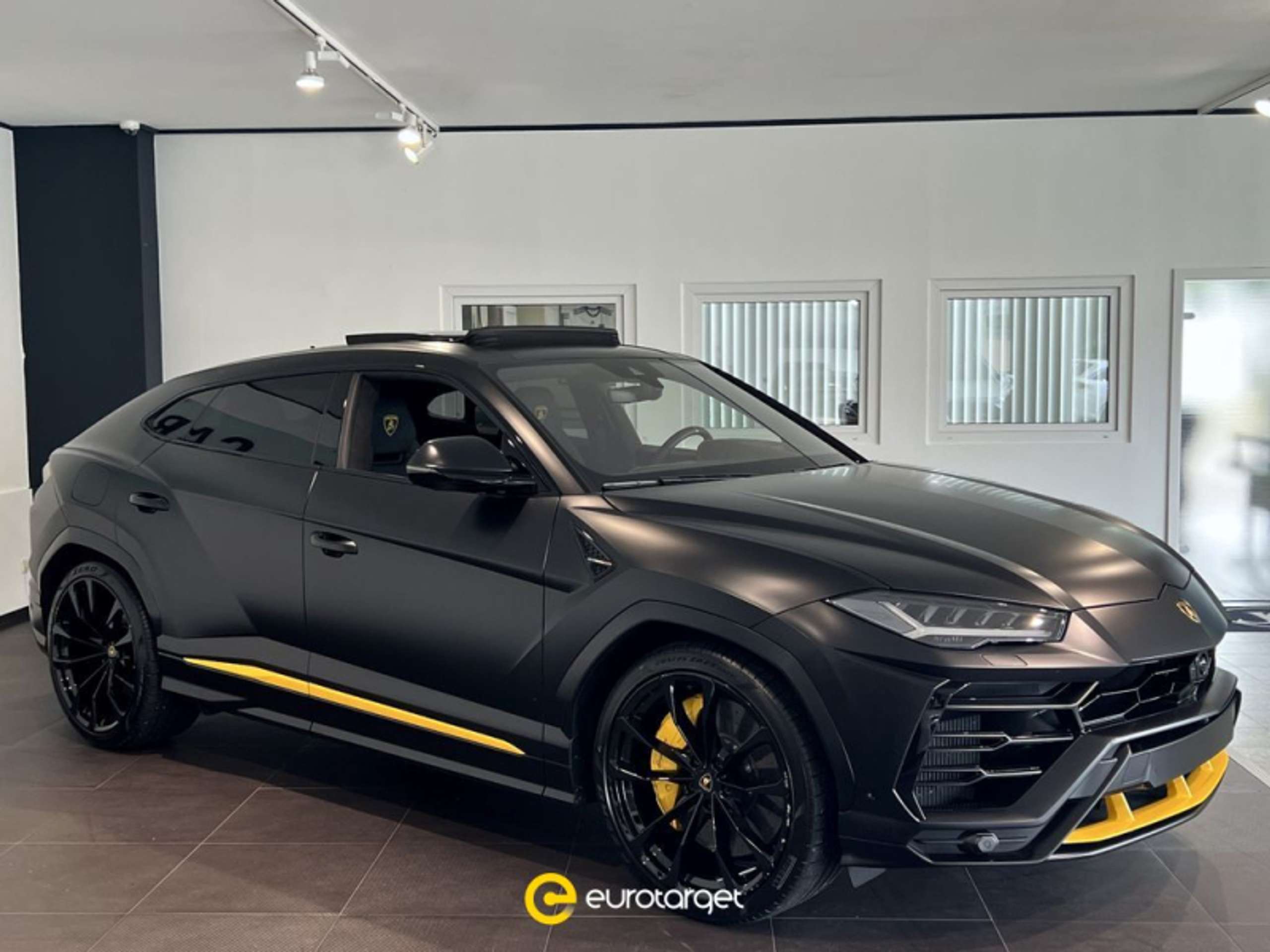 Lamborghini - Urus