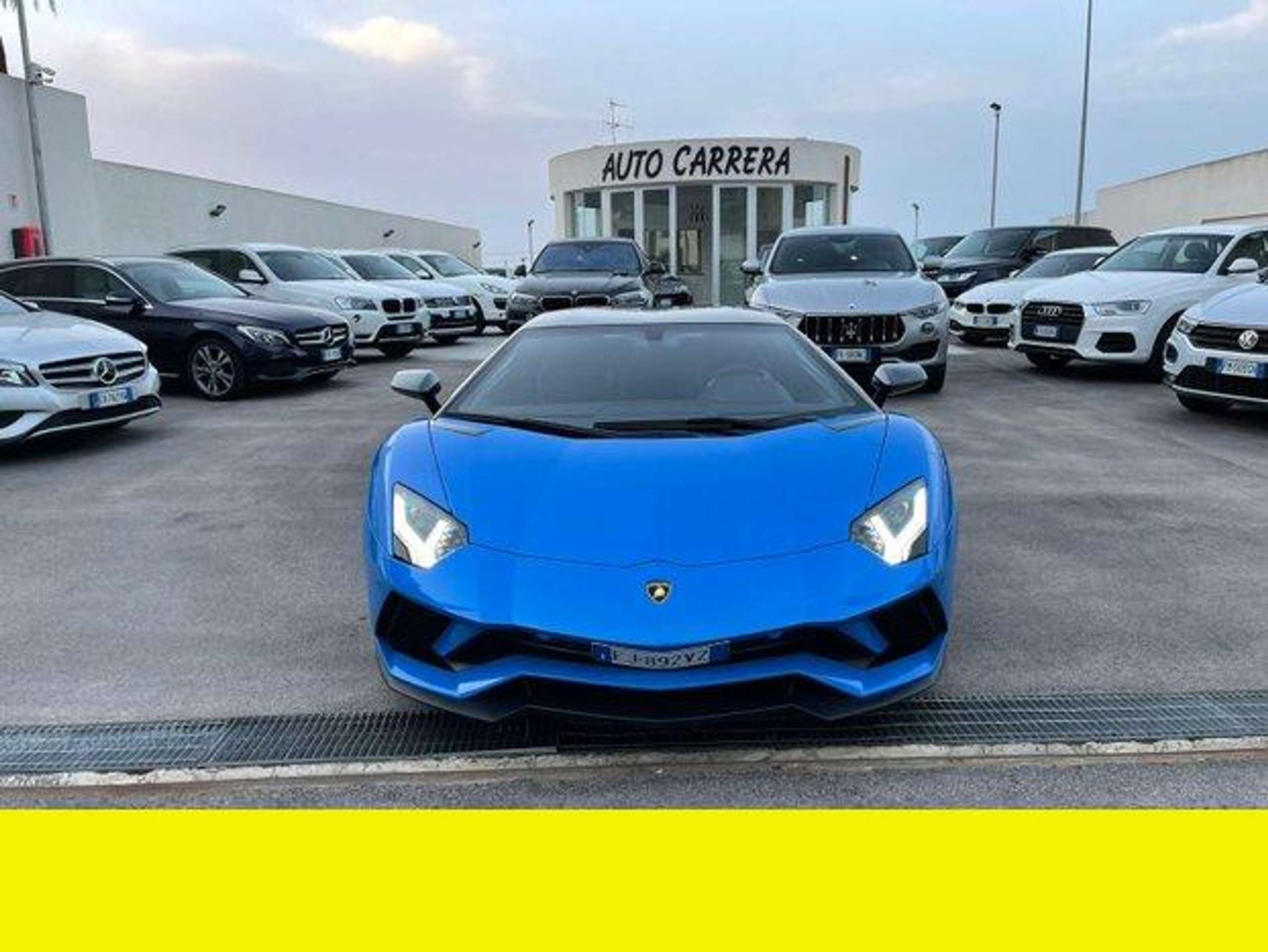 Lamborghini - Aventador