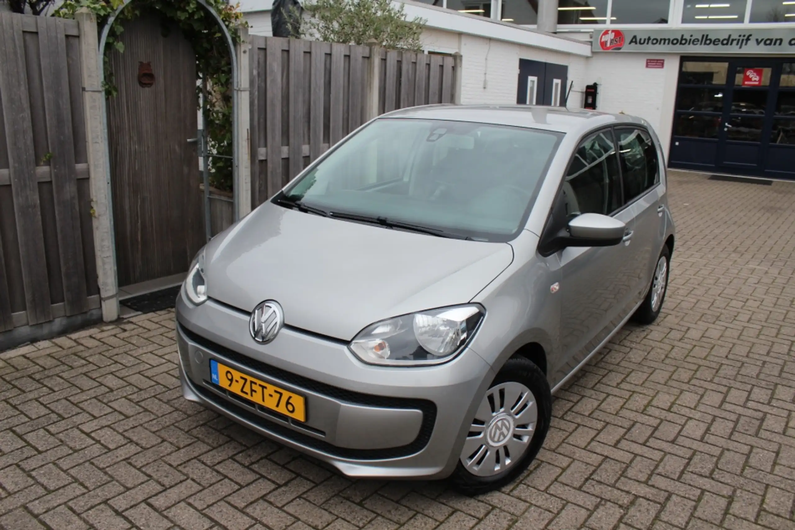 Volkswagen - up!