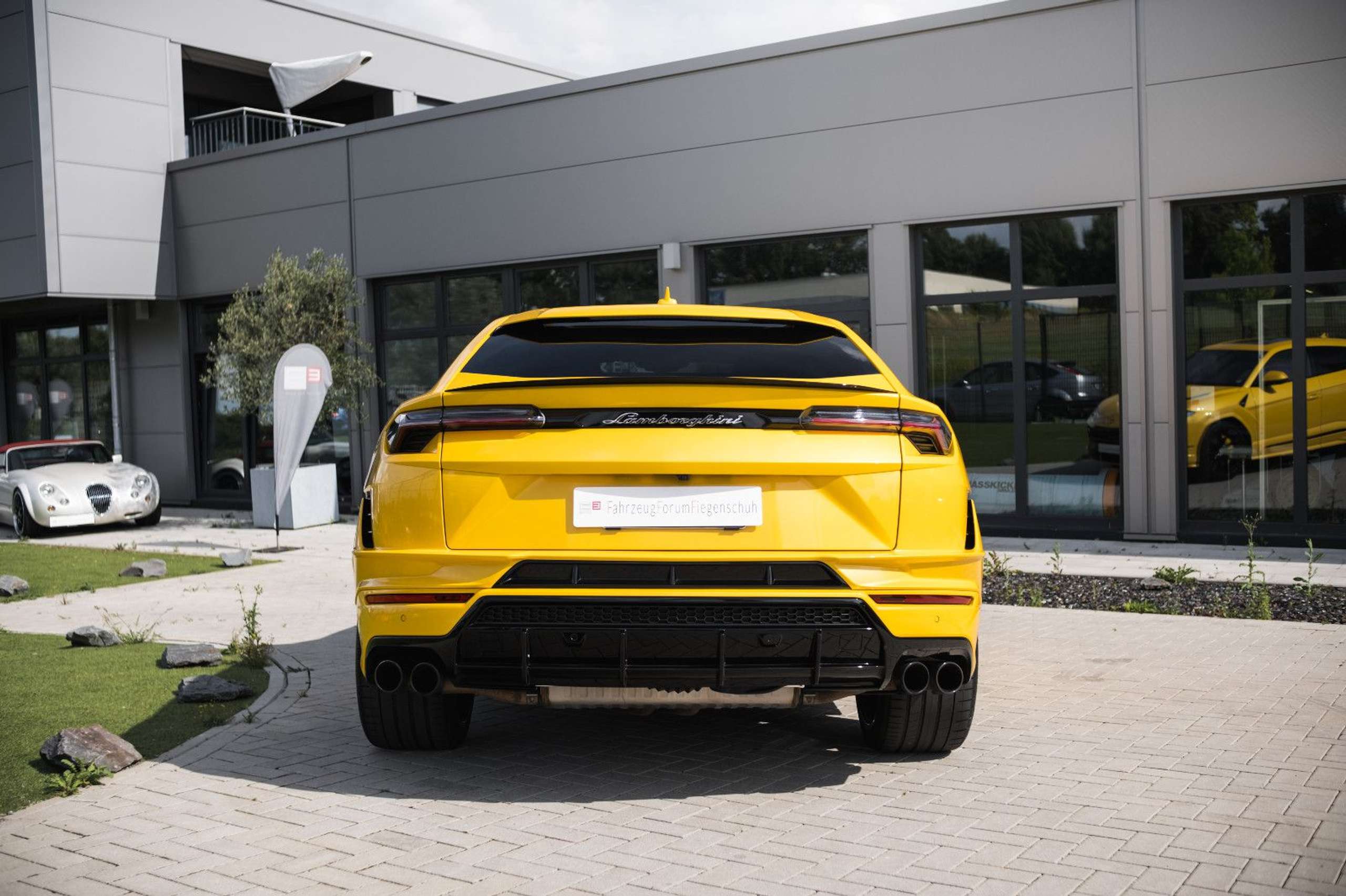 Lamborghini - Urus