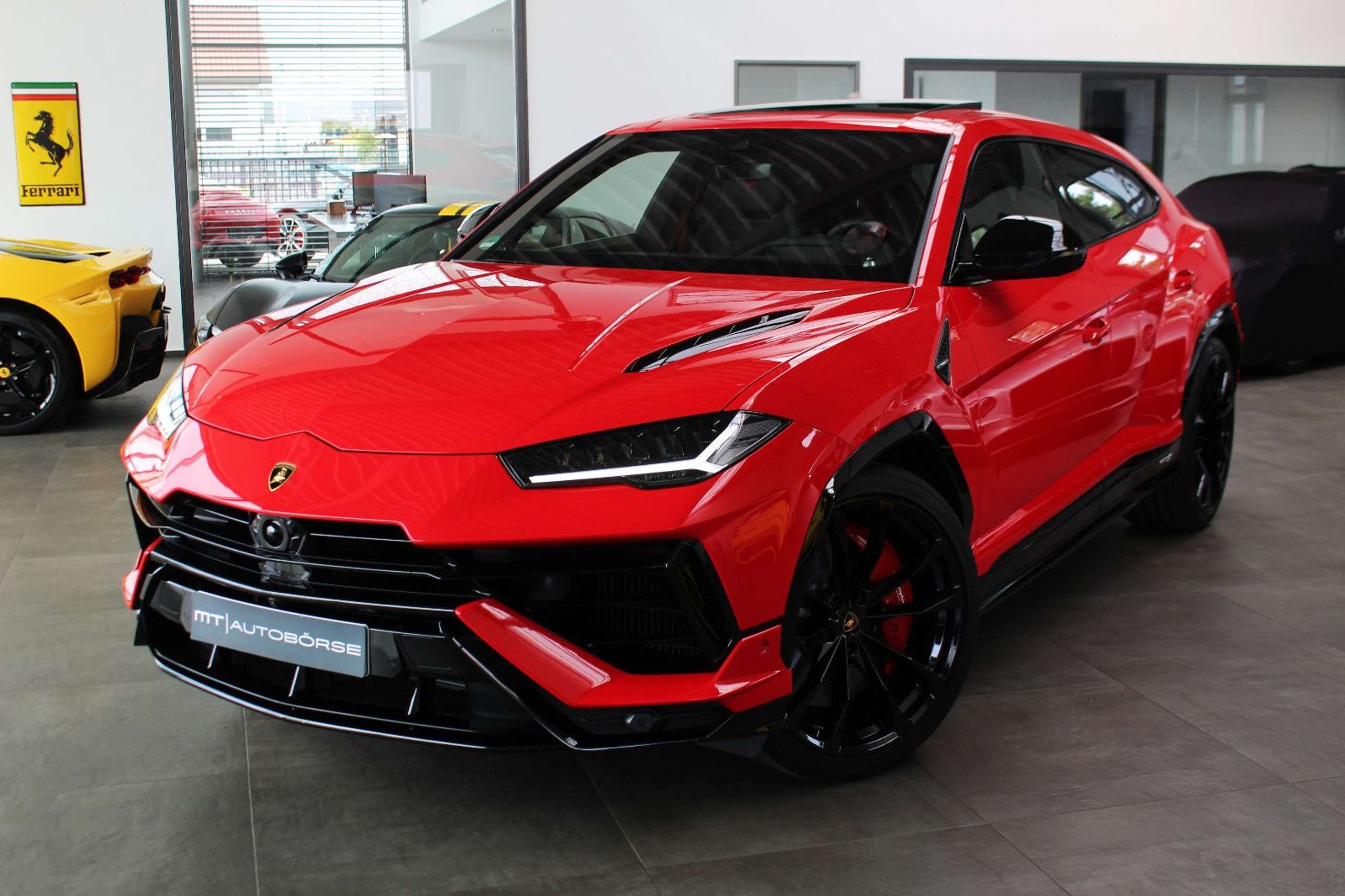 Lamborghini - Urus