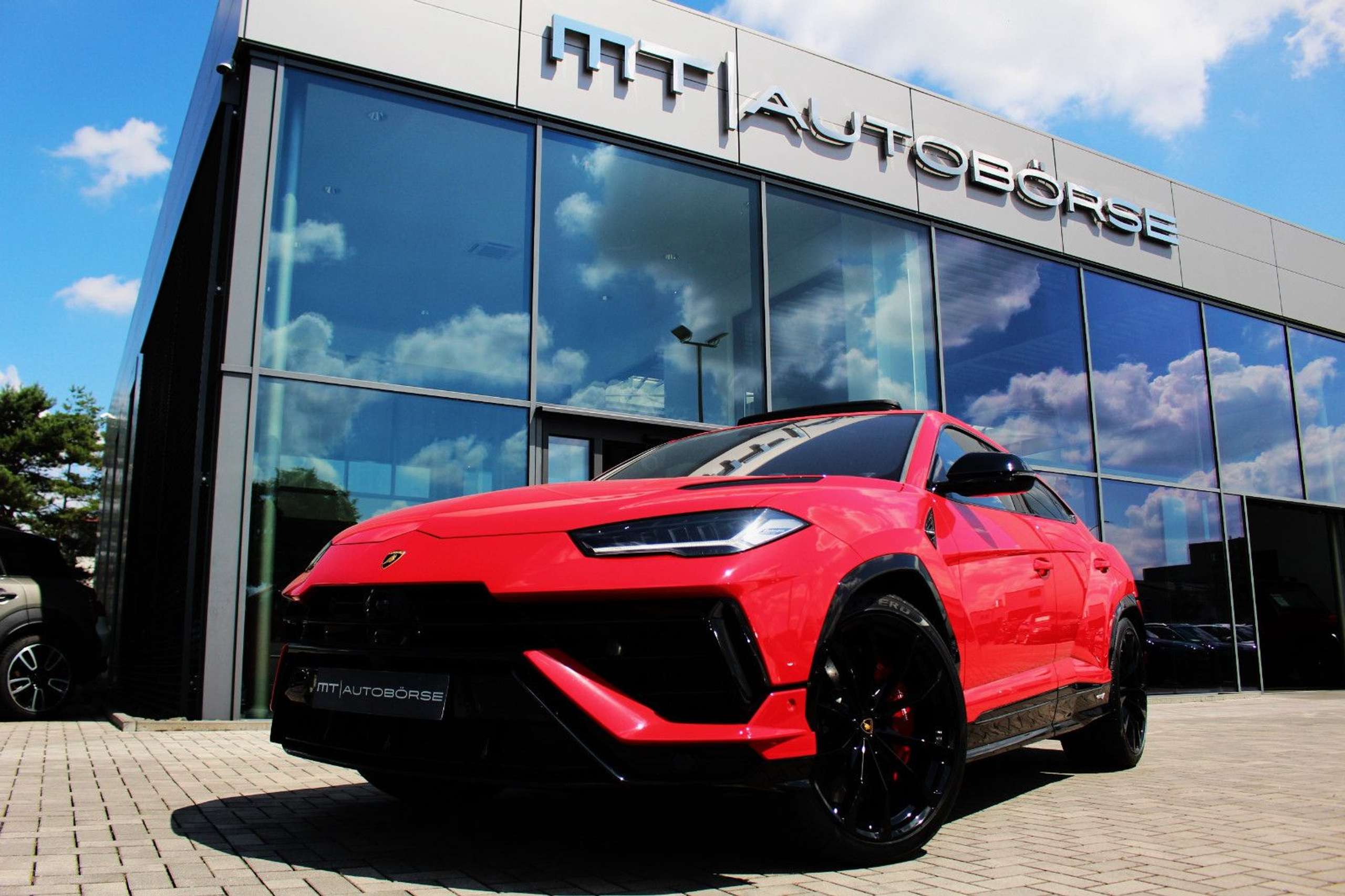 Lamborghini - Urus