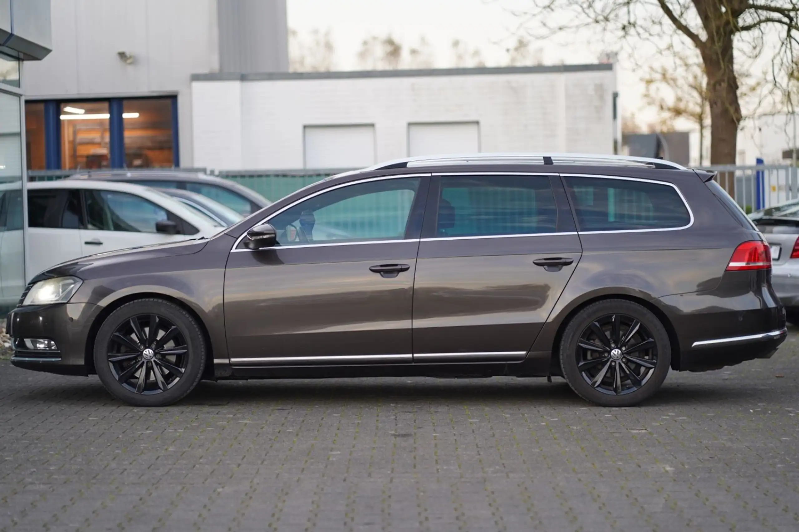 Volkswagen - Passat Variant