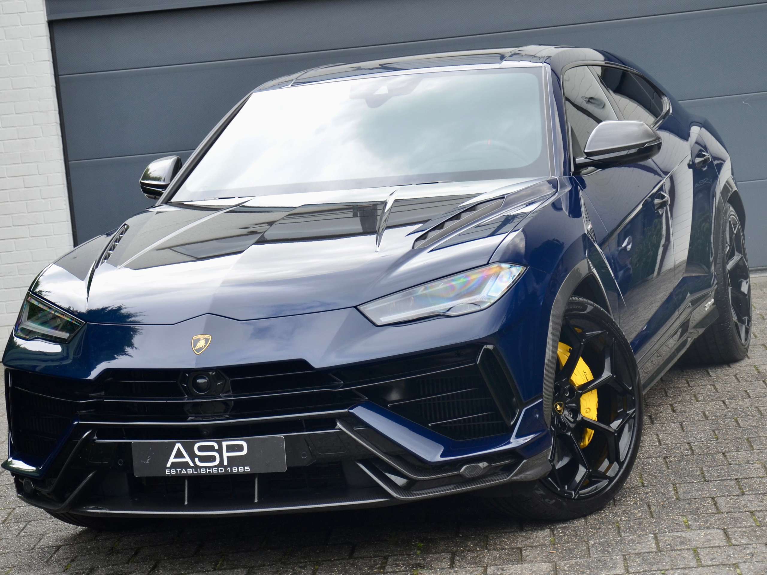 Lamborghini - Urus