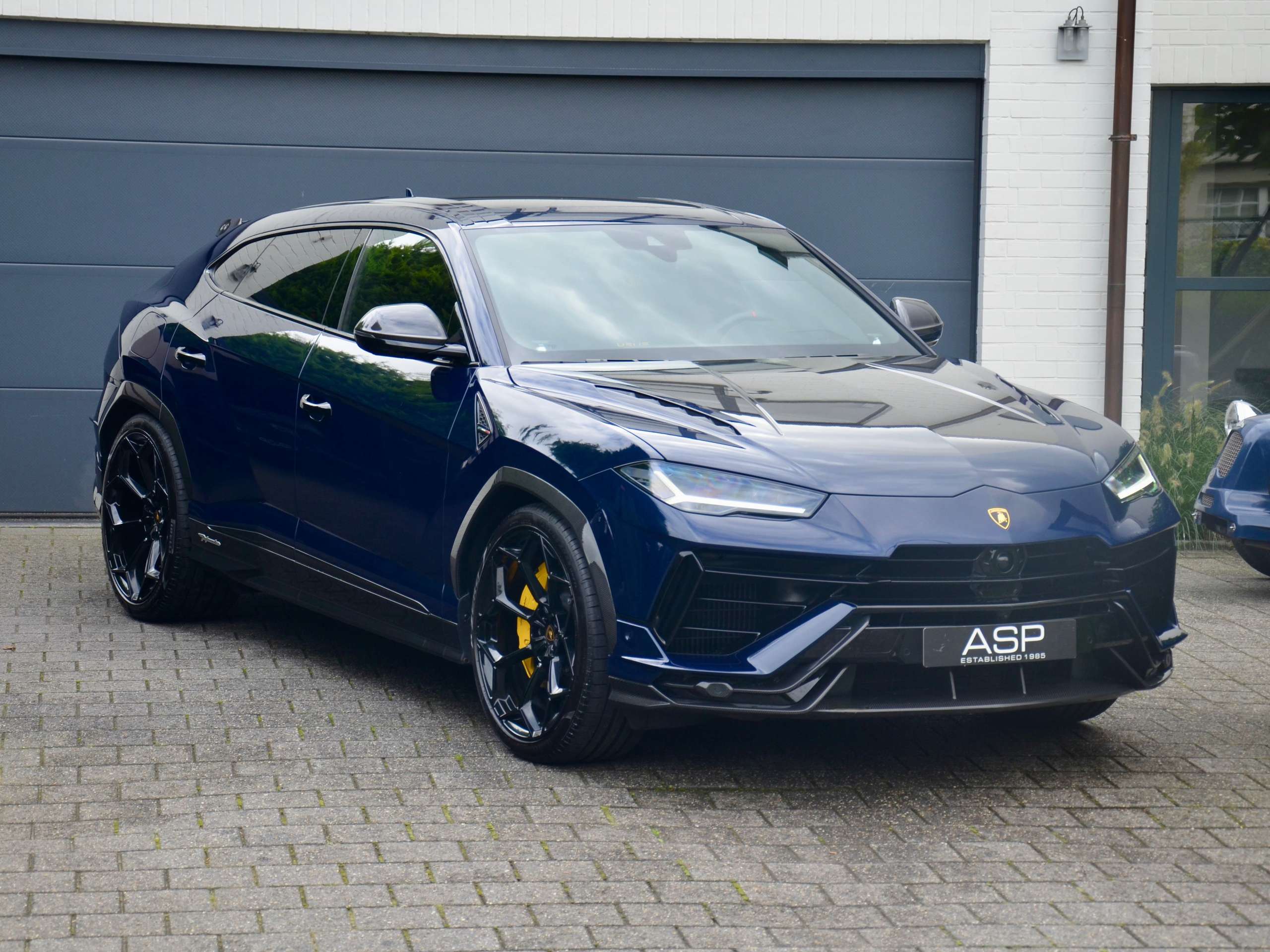 Lamborghini - Urus