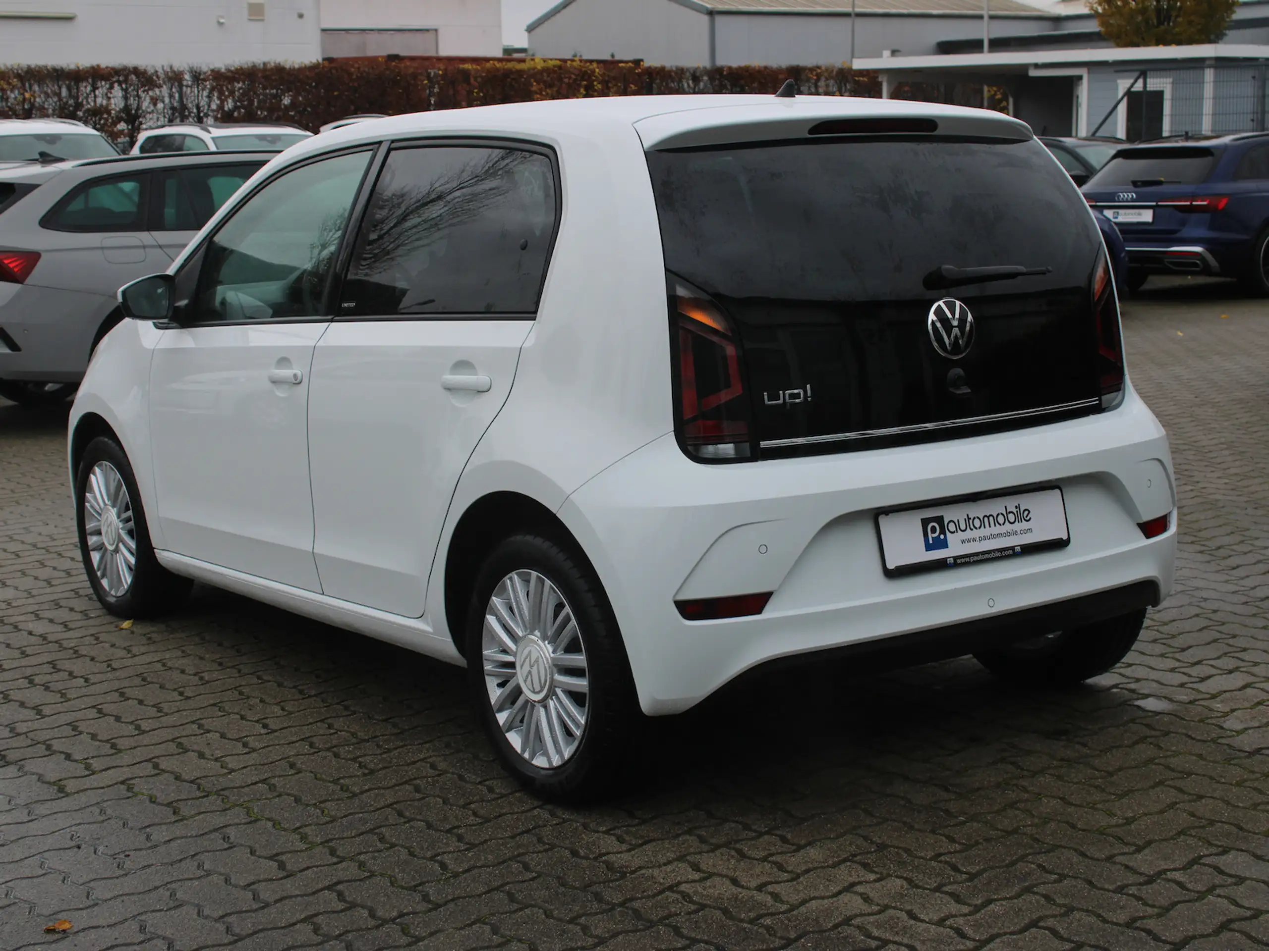 Volkswagen - up!