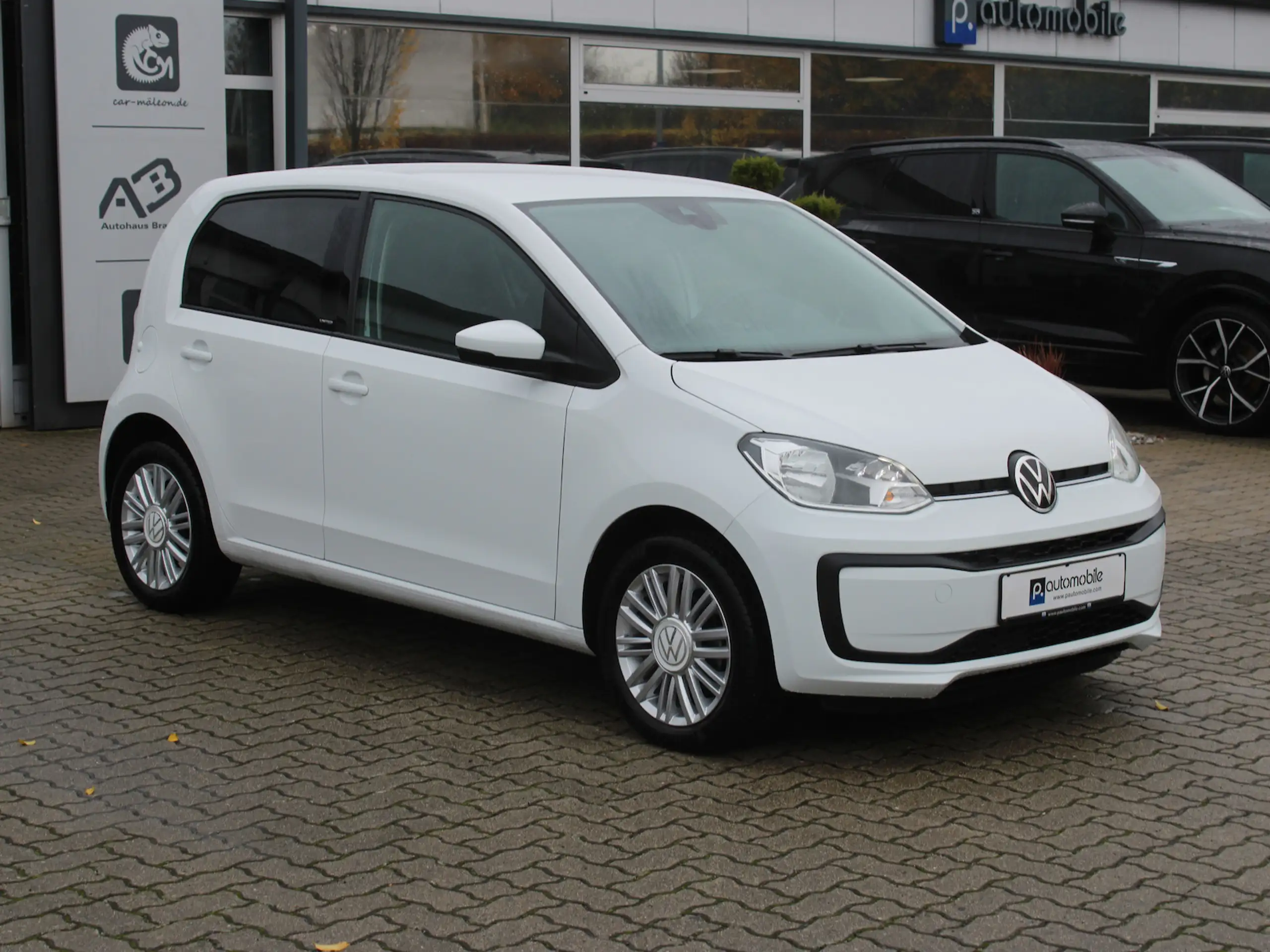 Volkswagen - up!