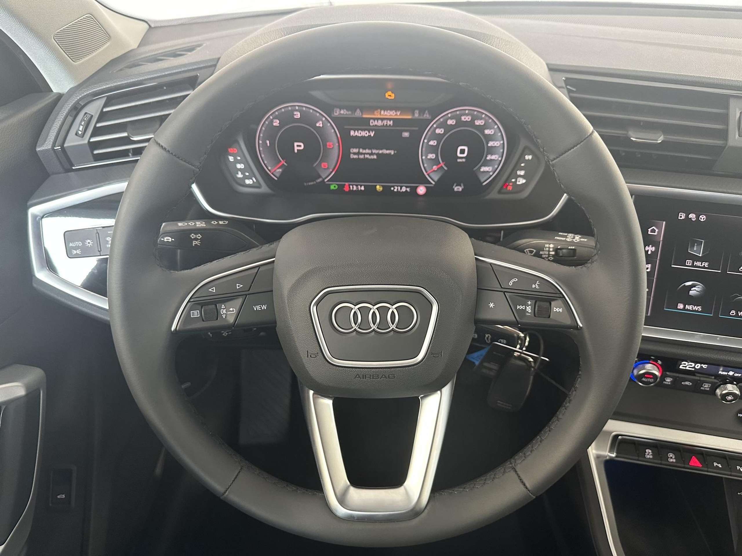 Audi - Q3