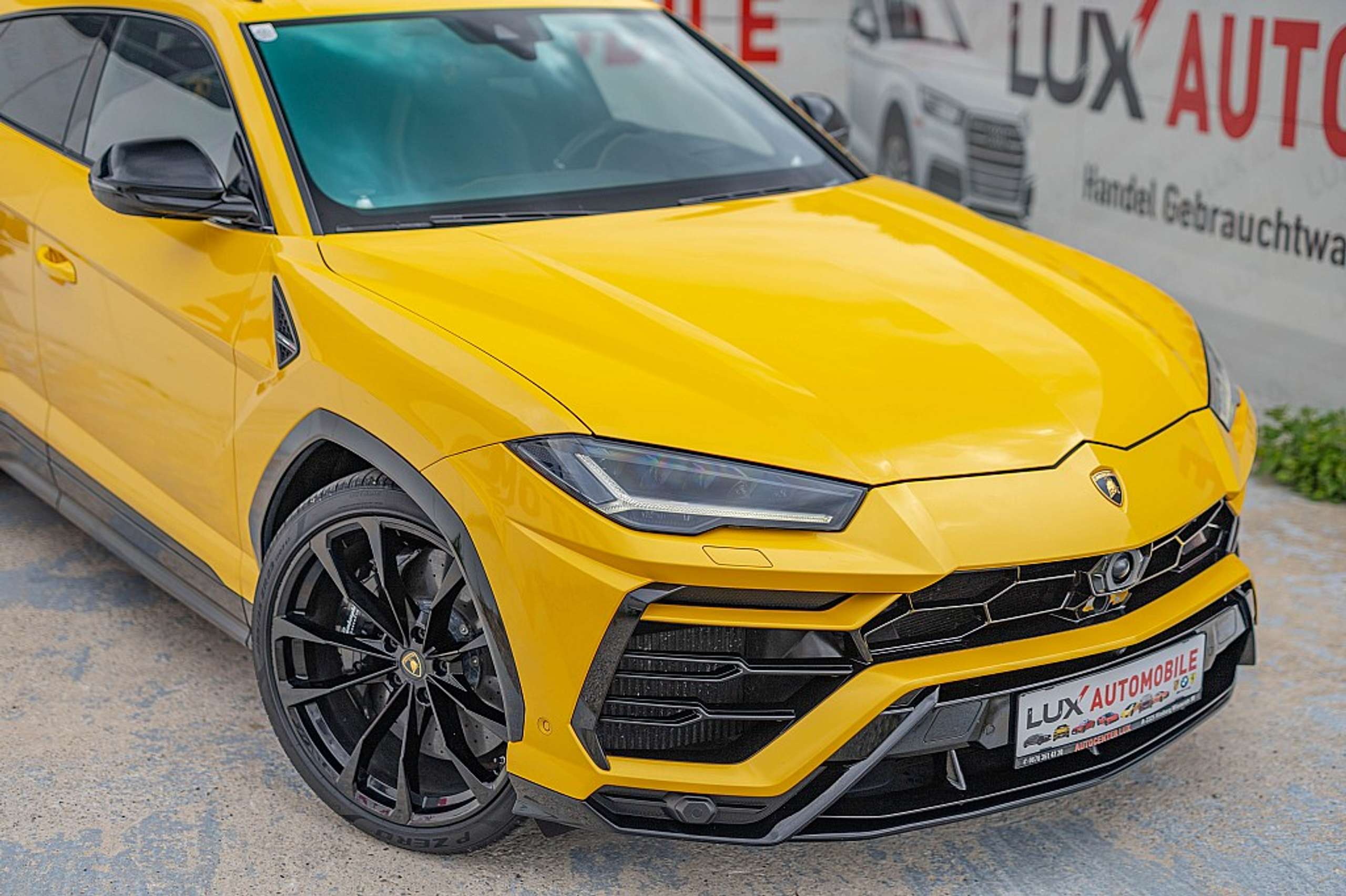 Lamborghini - Urus