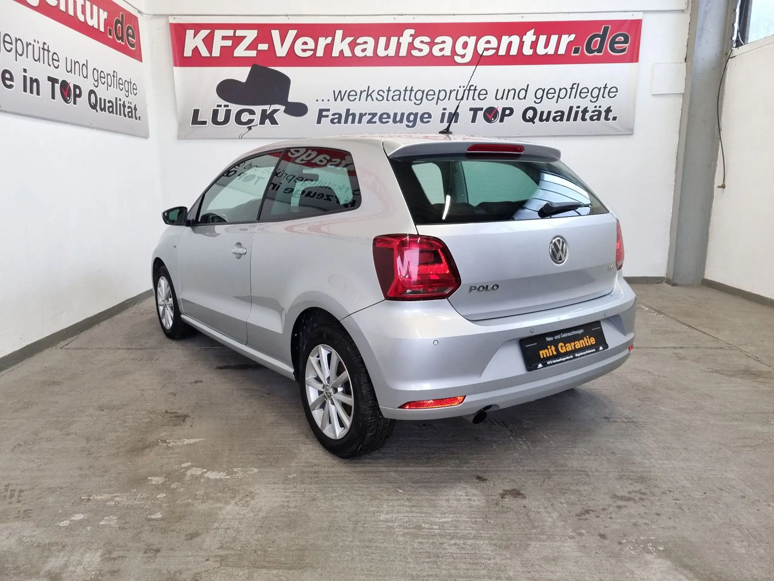 Volkswagen - Polo