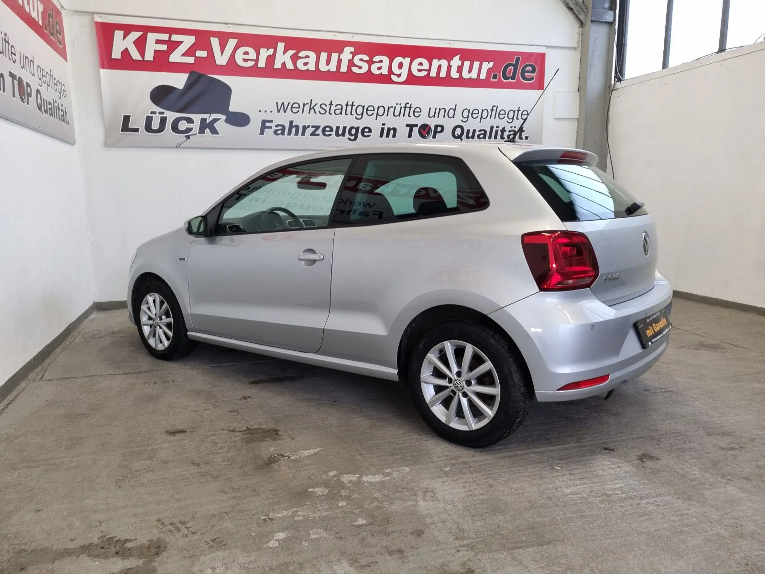 Volkswagen - Polo