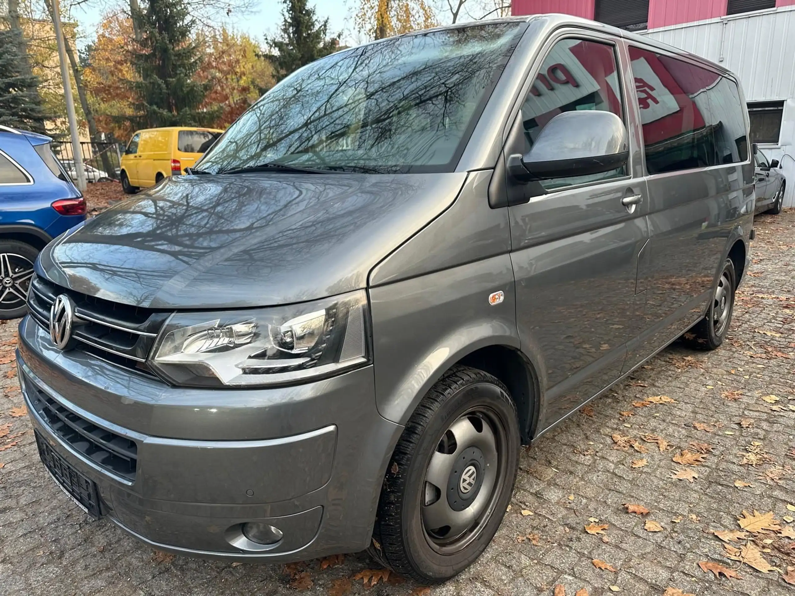 Volkswagen - T5 Transporter