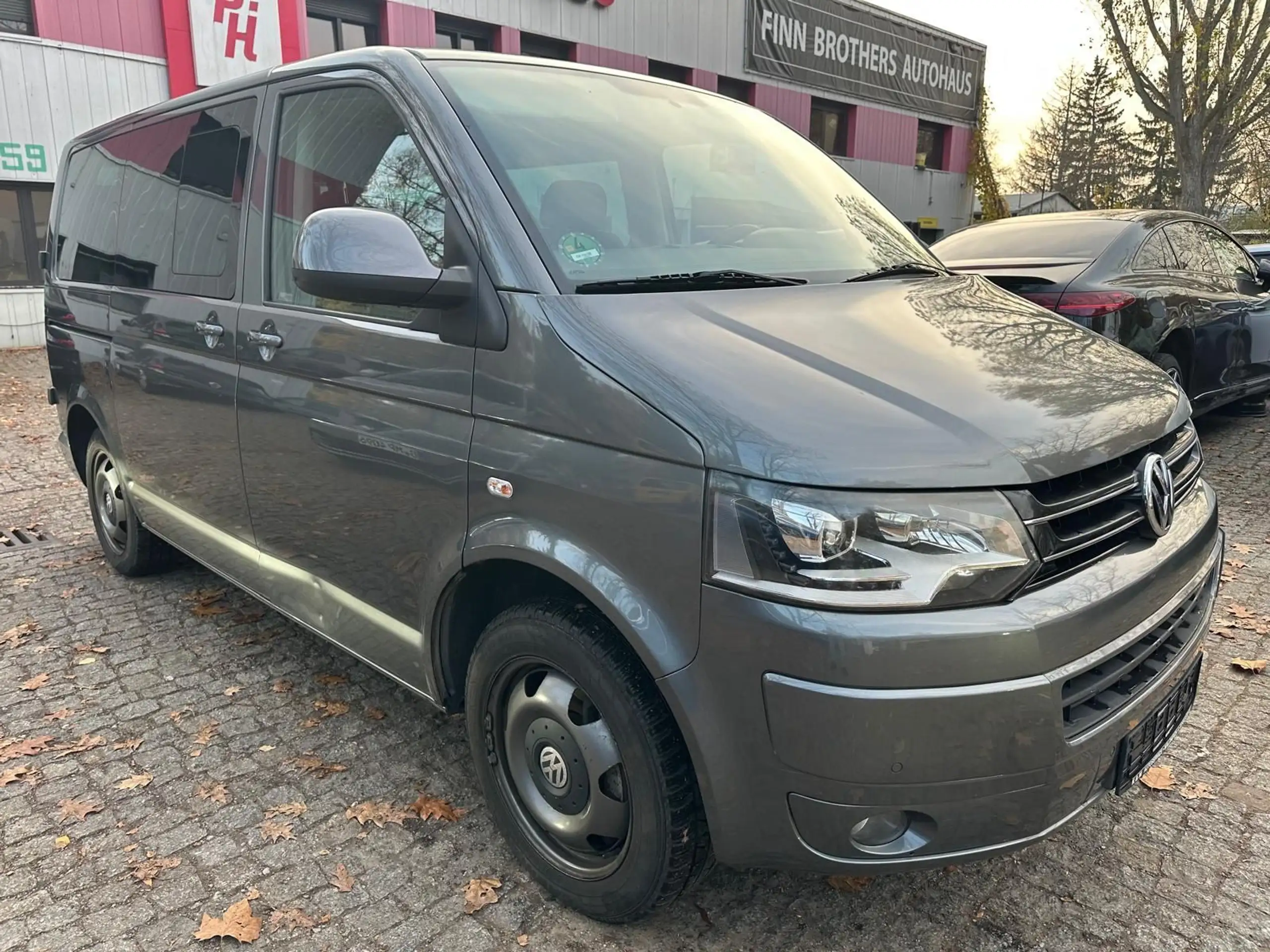 Volkswagen - T5 Transporter