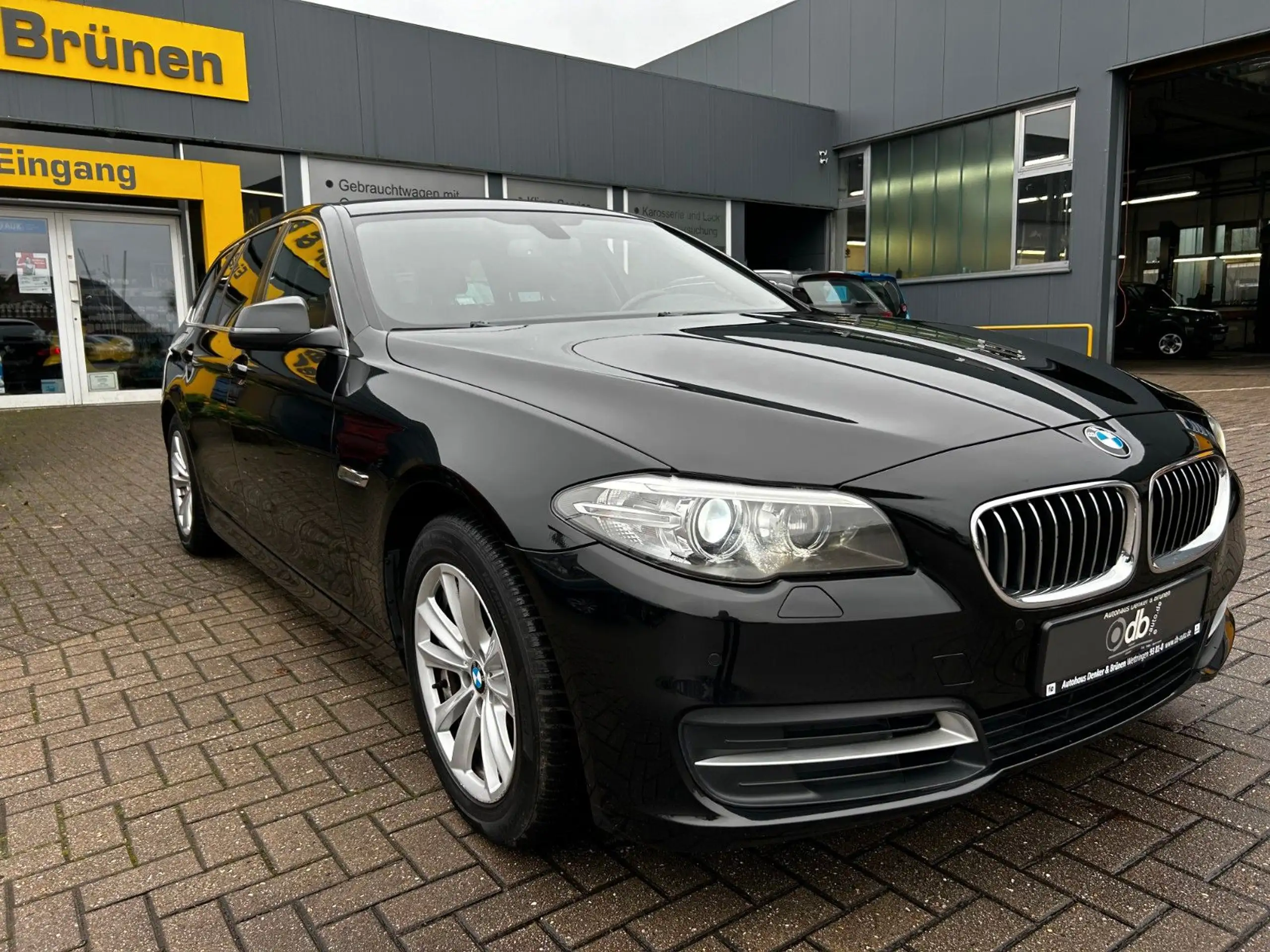 BMW - 518