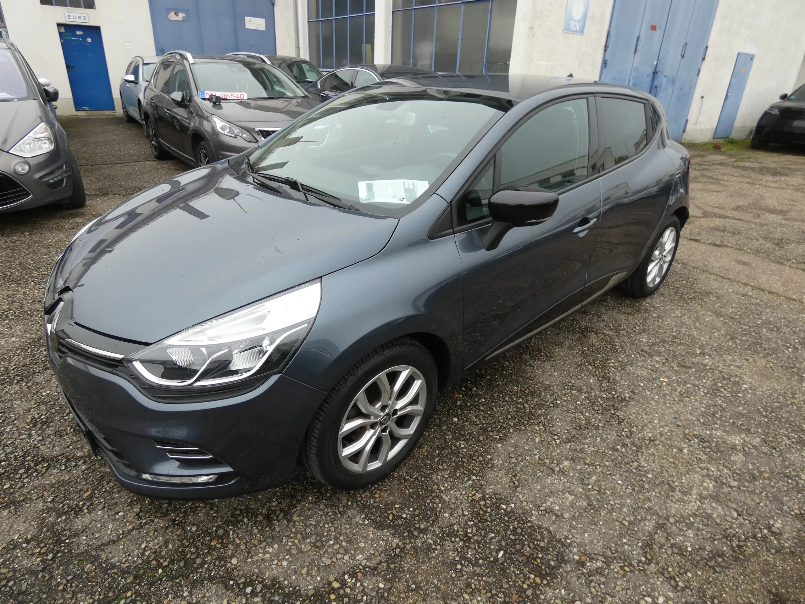 Renault - Clio