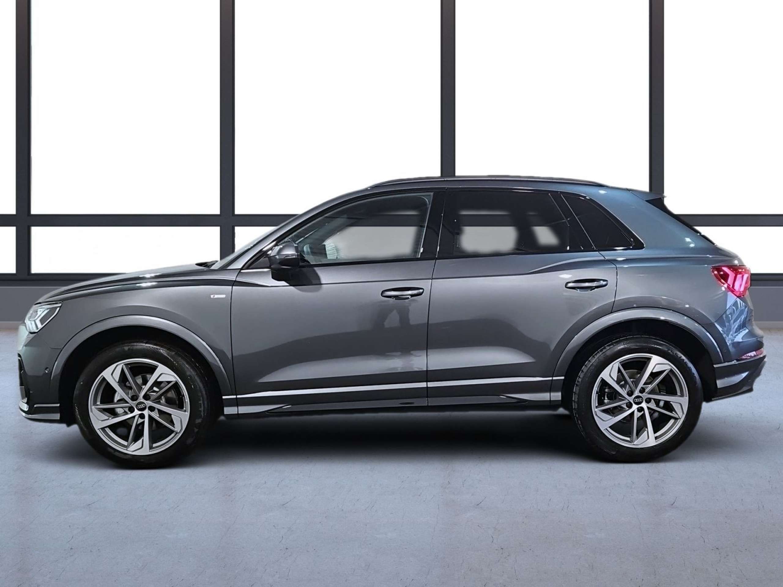 Audi - Q3