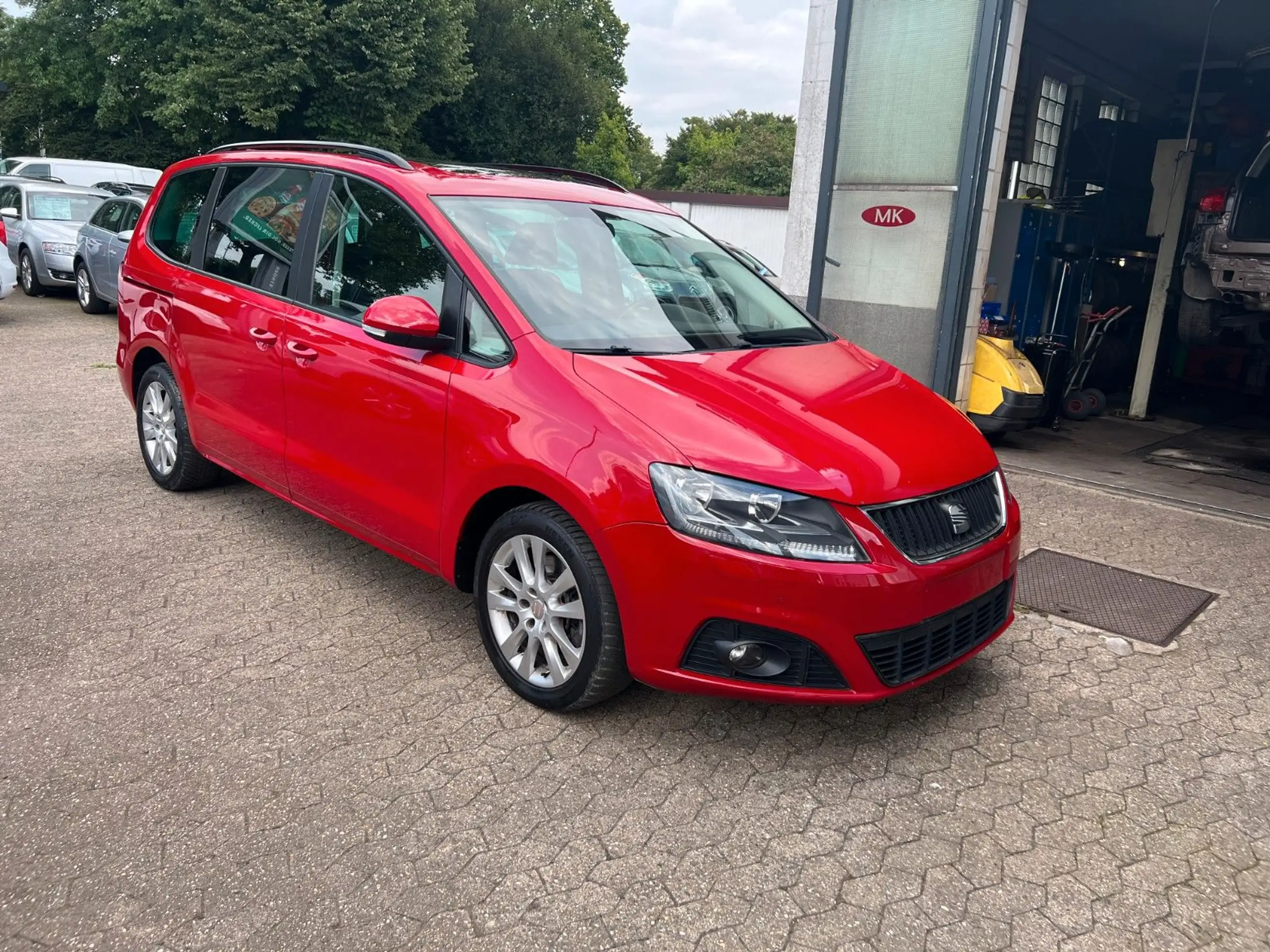 SEAT - Alhambra