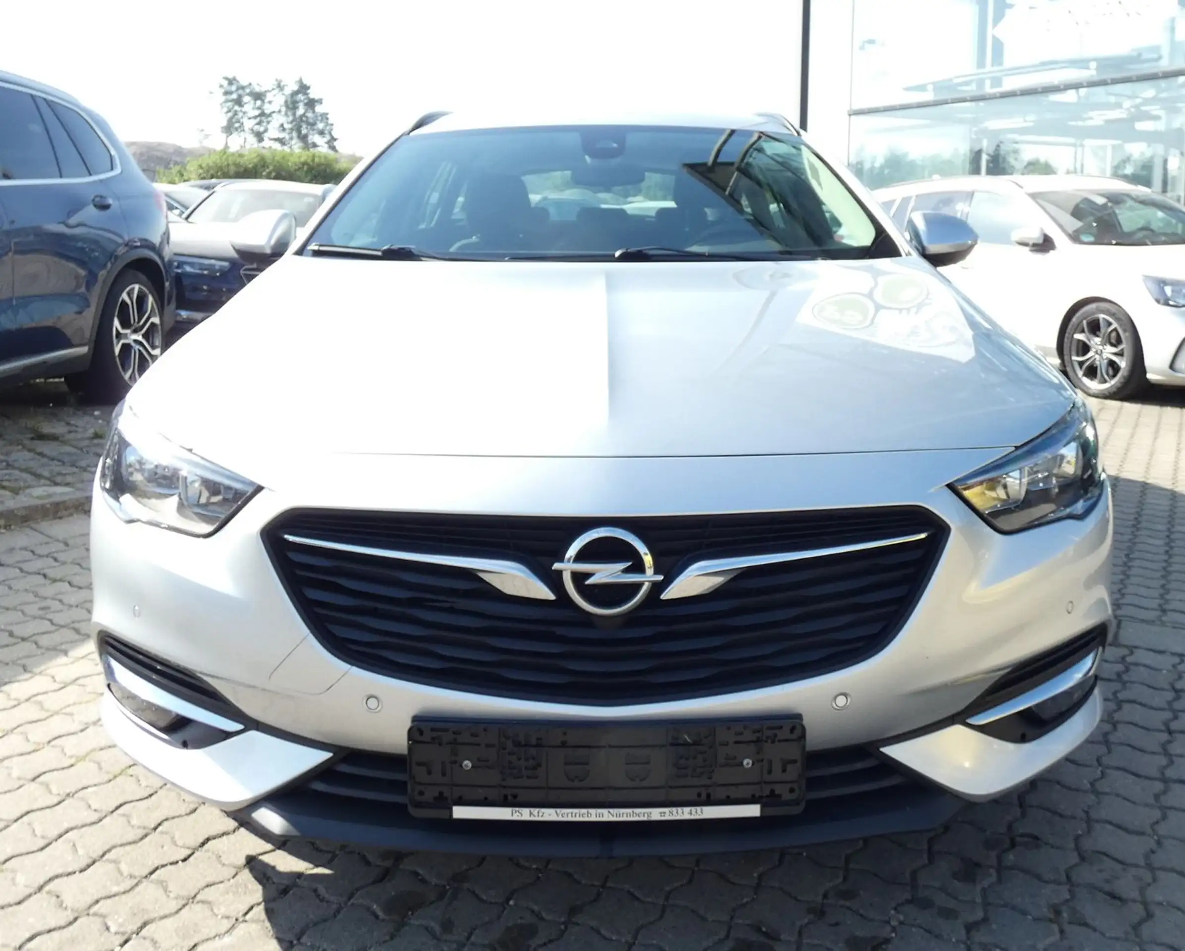 Opel - Insignia