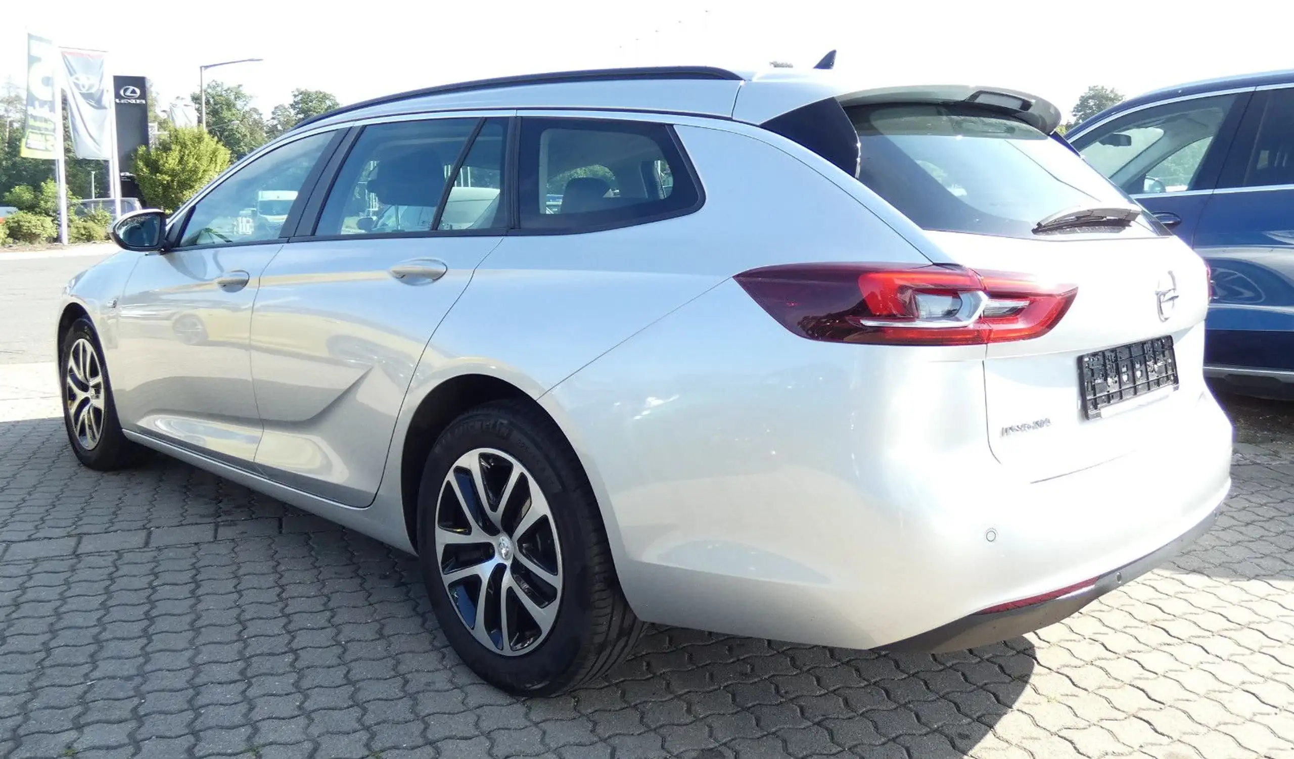 Opel - Insignia