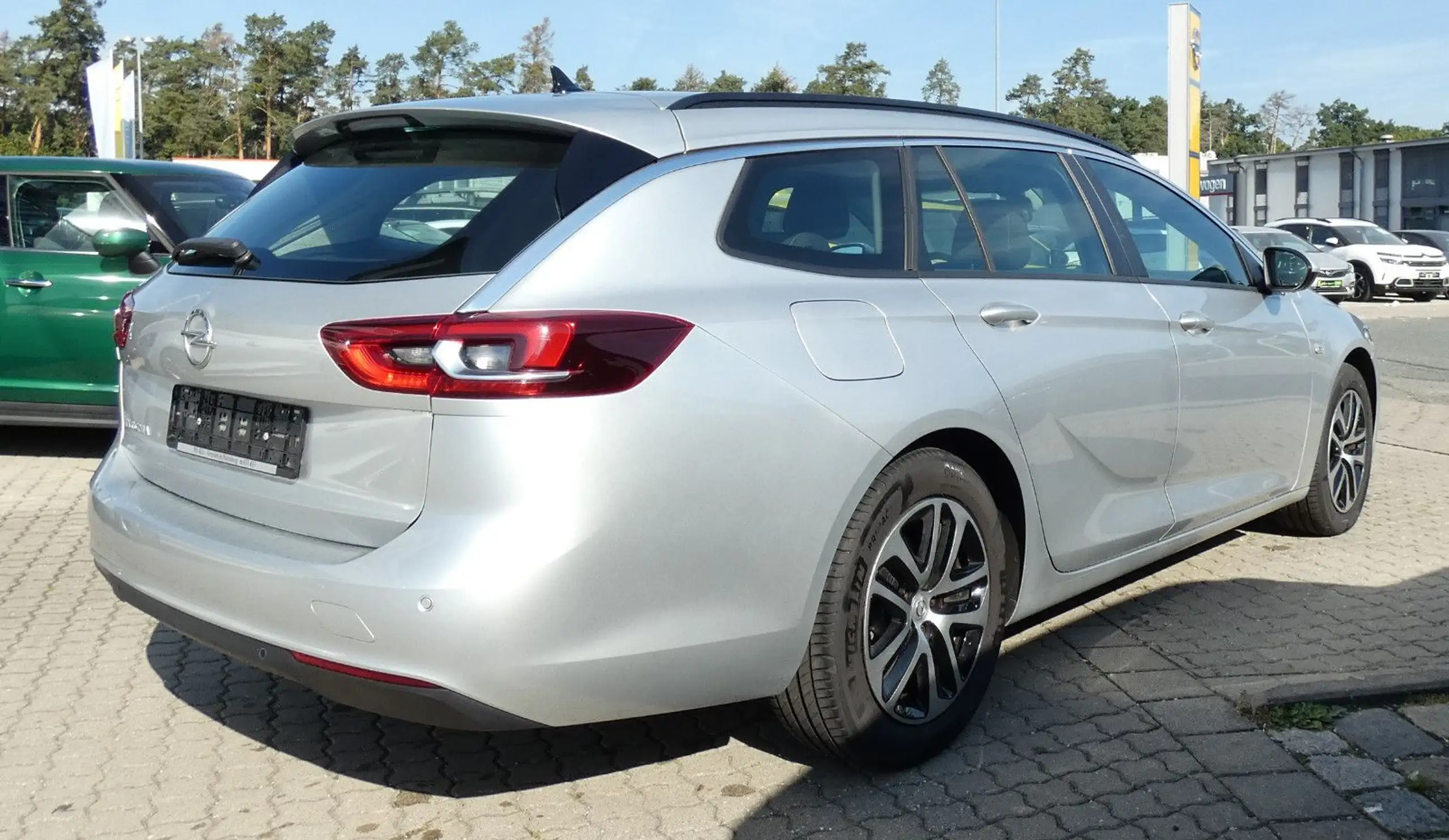 Opel - Insignia