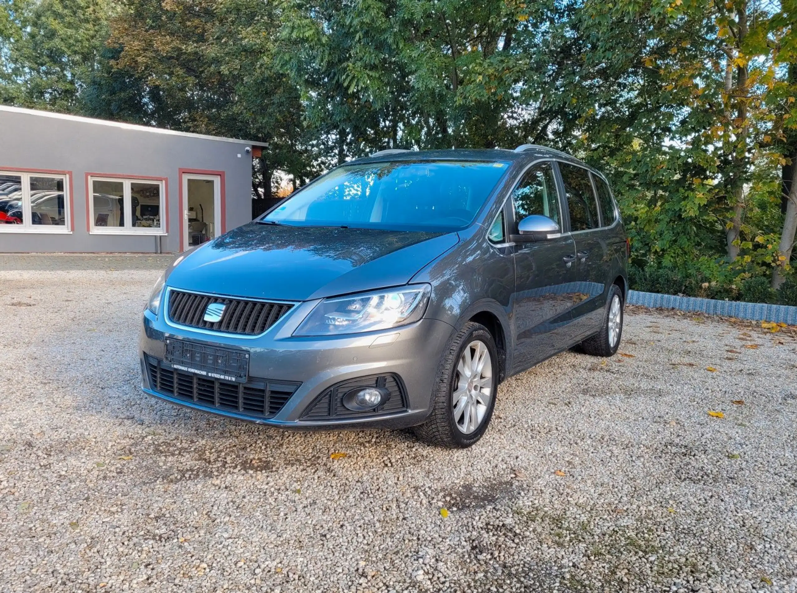 SEAT - Alhambra