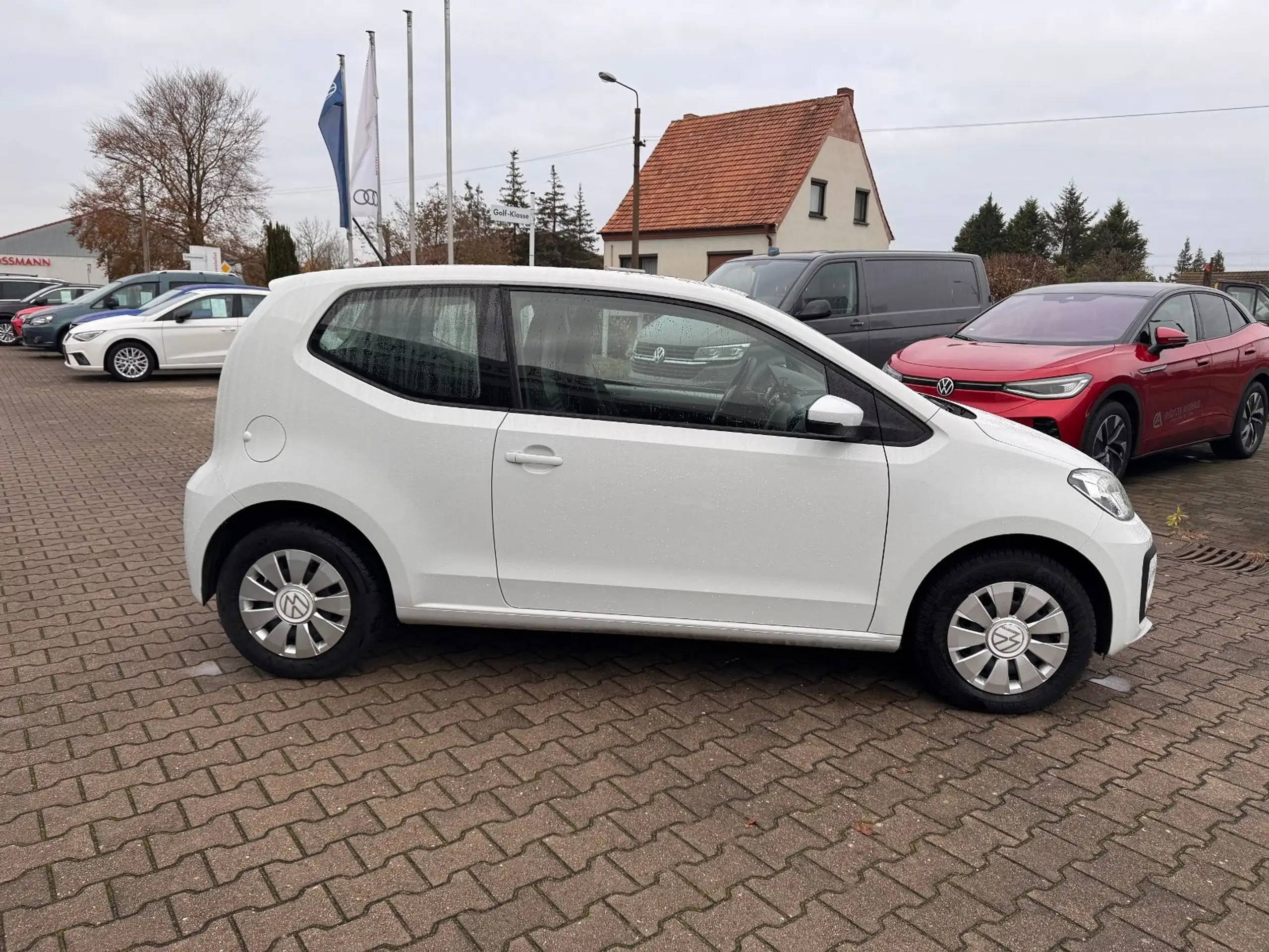 Volkswagen - up!